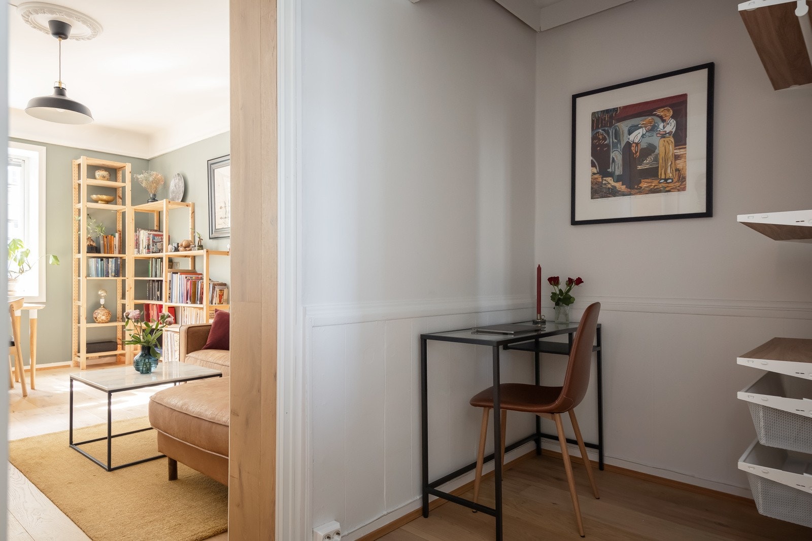 Svært praktisk rom som kan benyttes som kontor eller walkin closet hvis ønskelig. Galleribilde