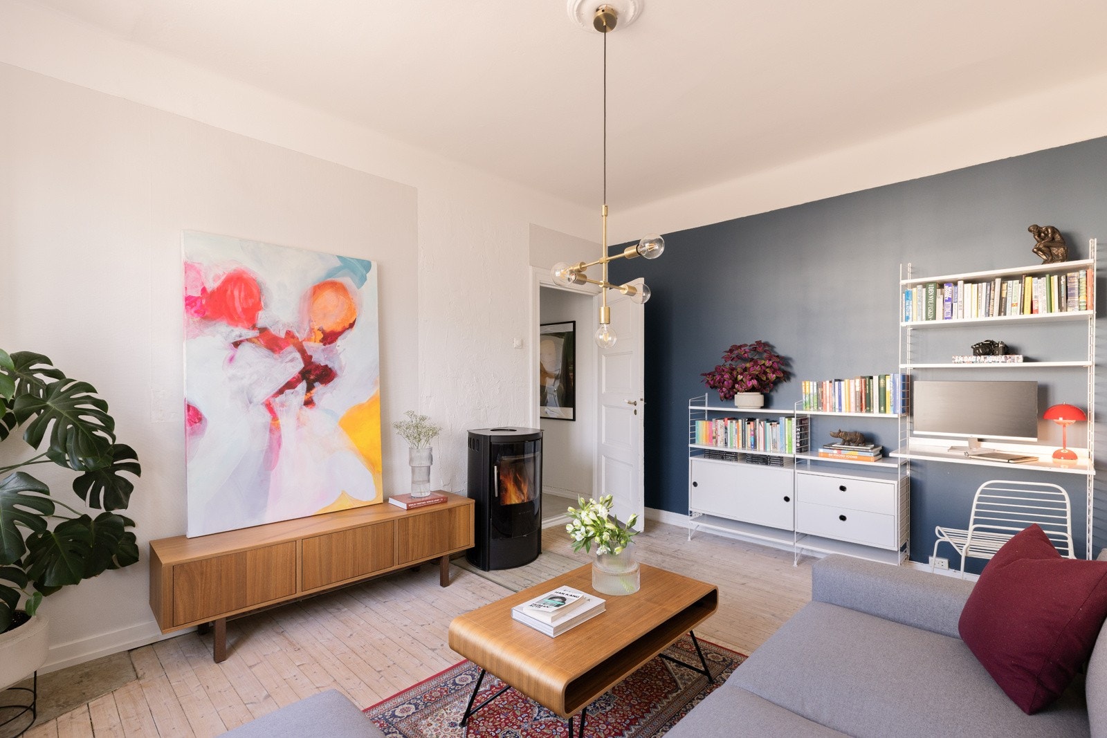 - Klassiske detaljer og generøs takhøyde - Galleribilde