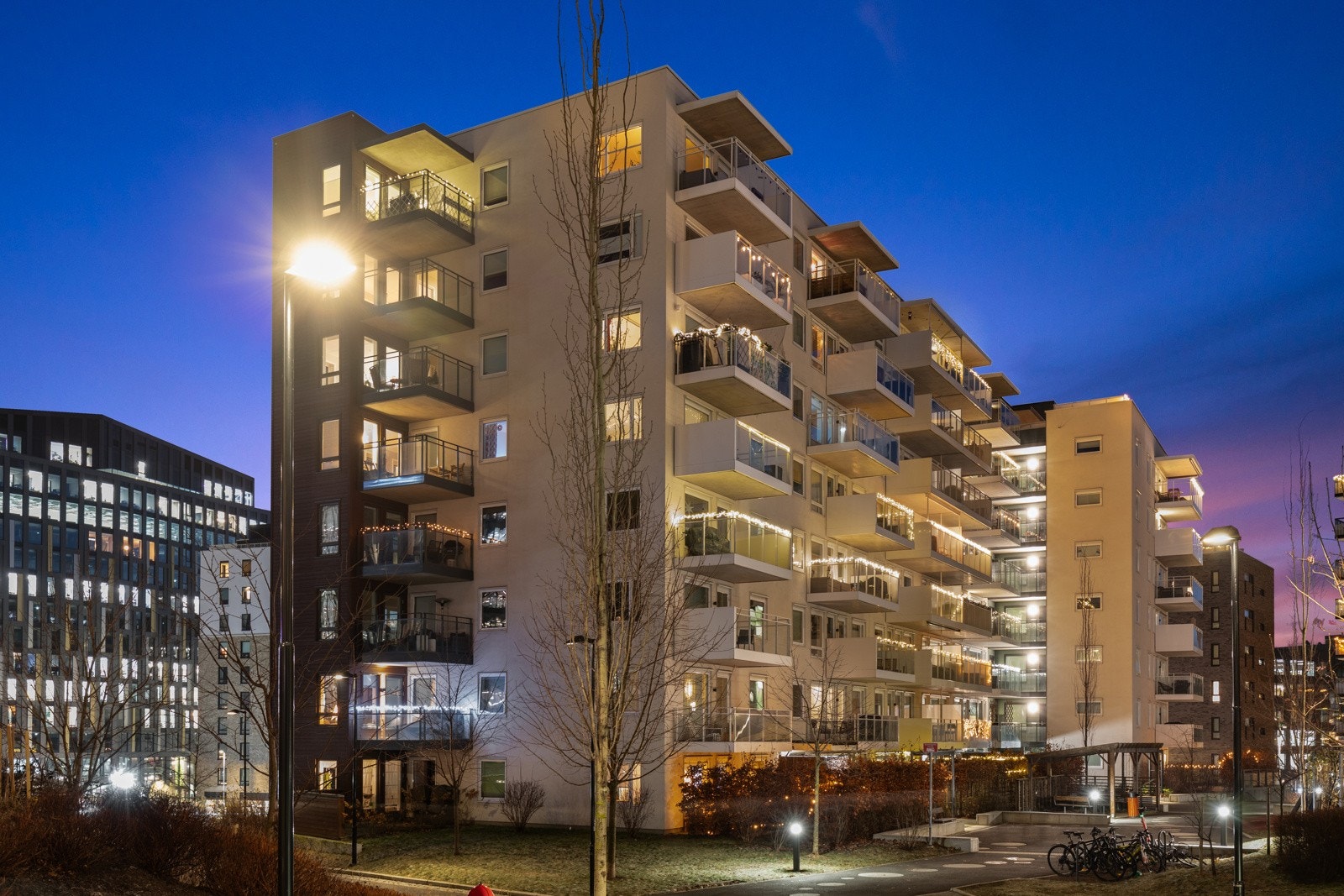 Fasade - Lørenveien 64A. Galleribilde