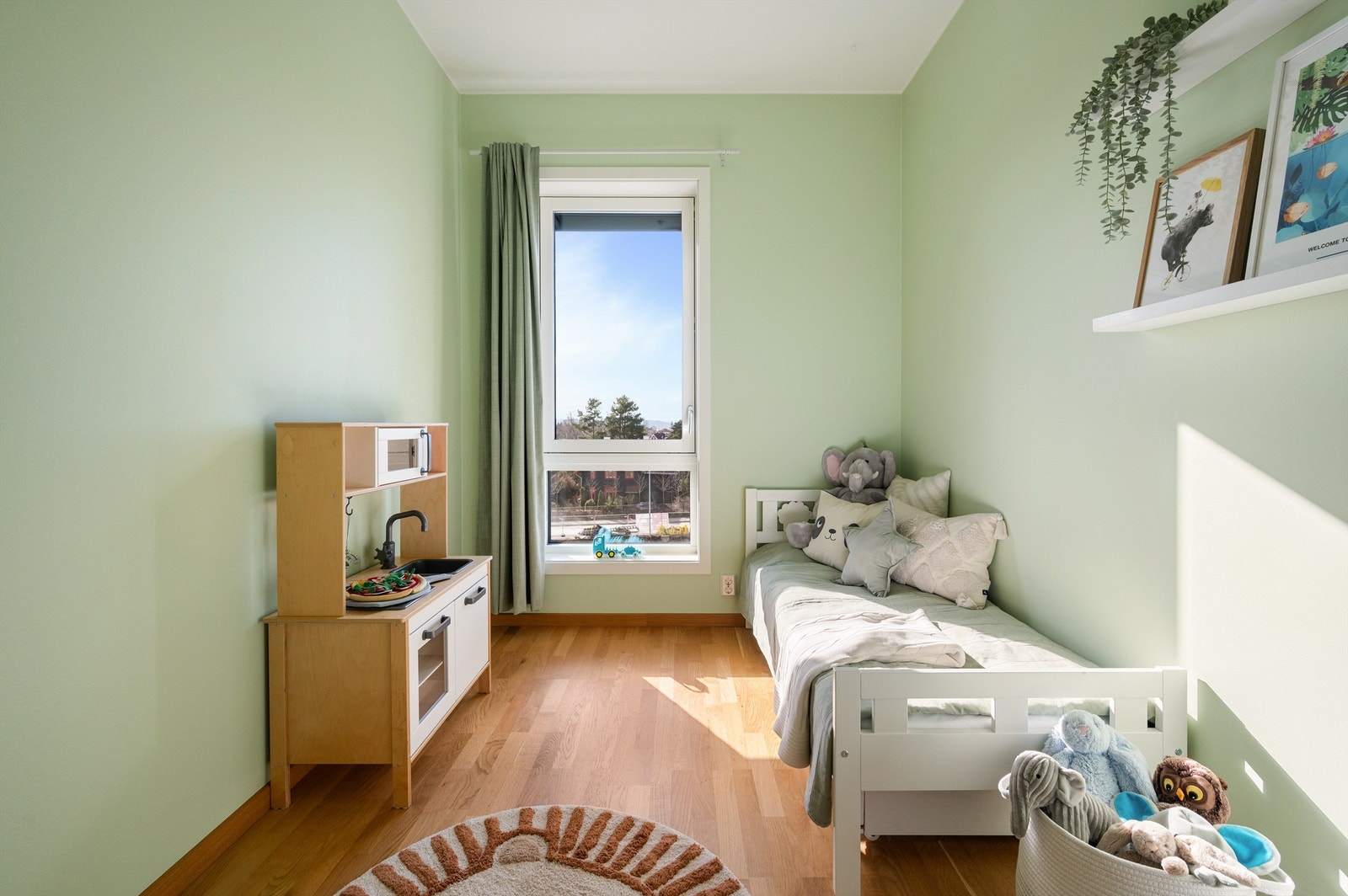 Det kan enkelt benyttes som gjesterom, kontor eller barnerom. Galleribilde