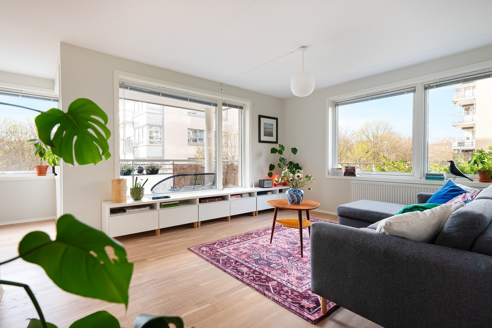 Velkommen til Lillogata 3 A! Presentert av Sara Marie Zachariassen Østbye v/ Krogsveen Eiendomsmegling. Galleribilde