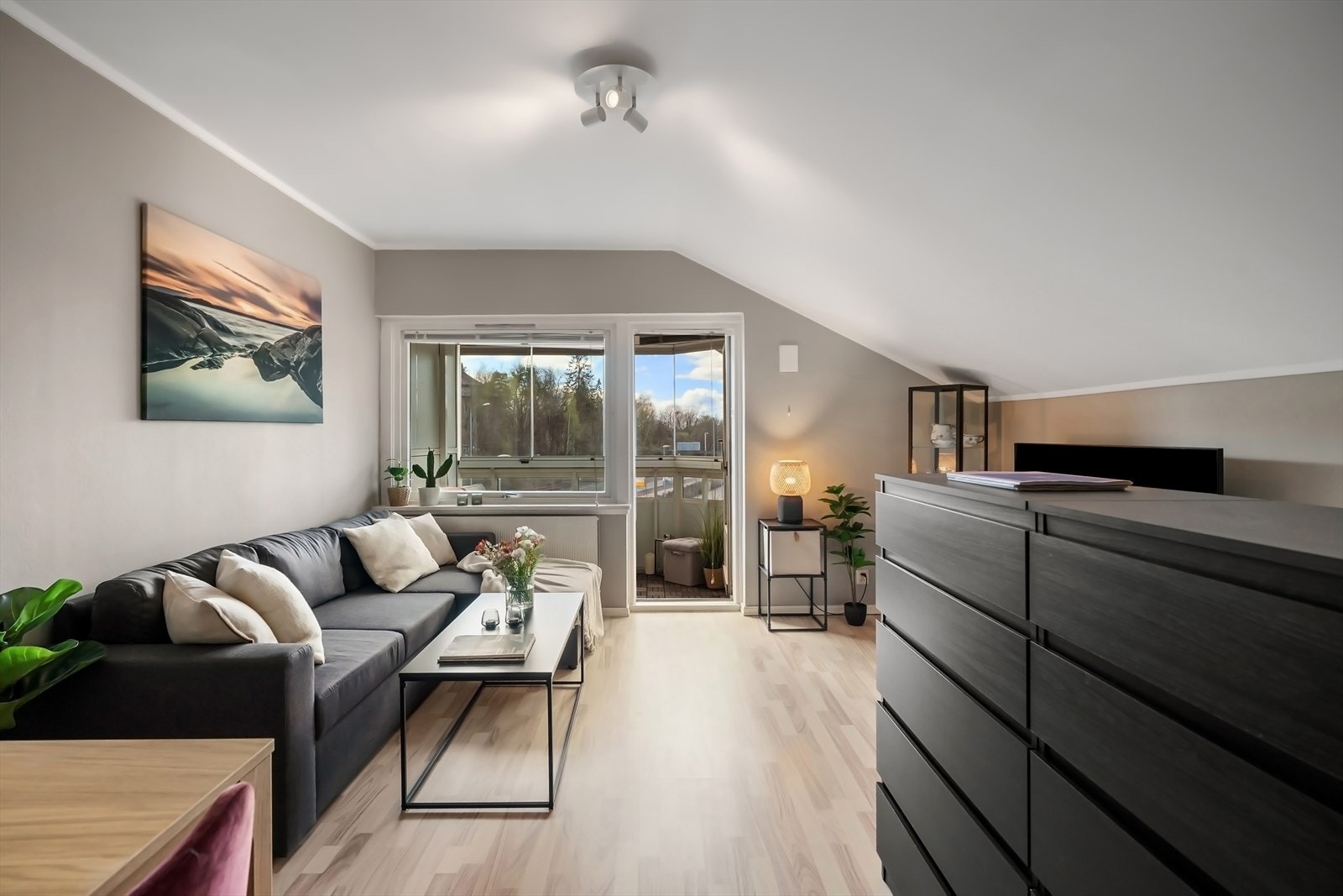 Ingen direkte innsyn. Galleribilde