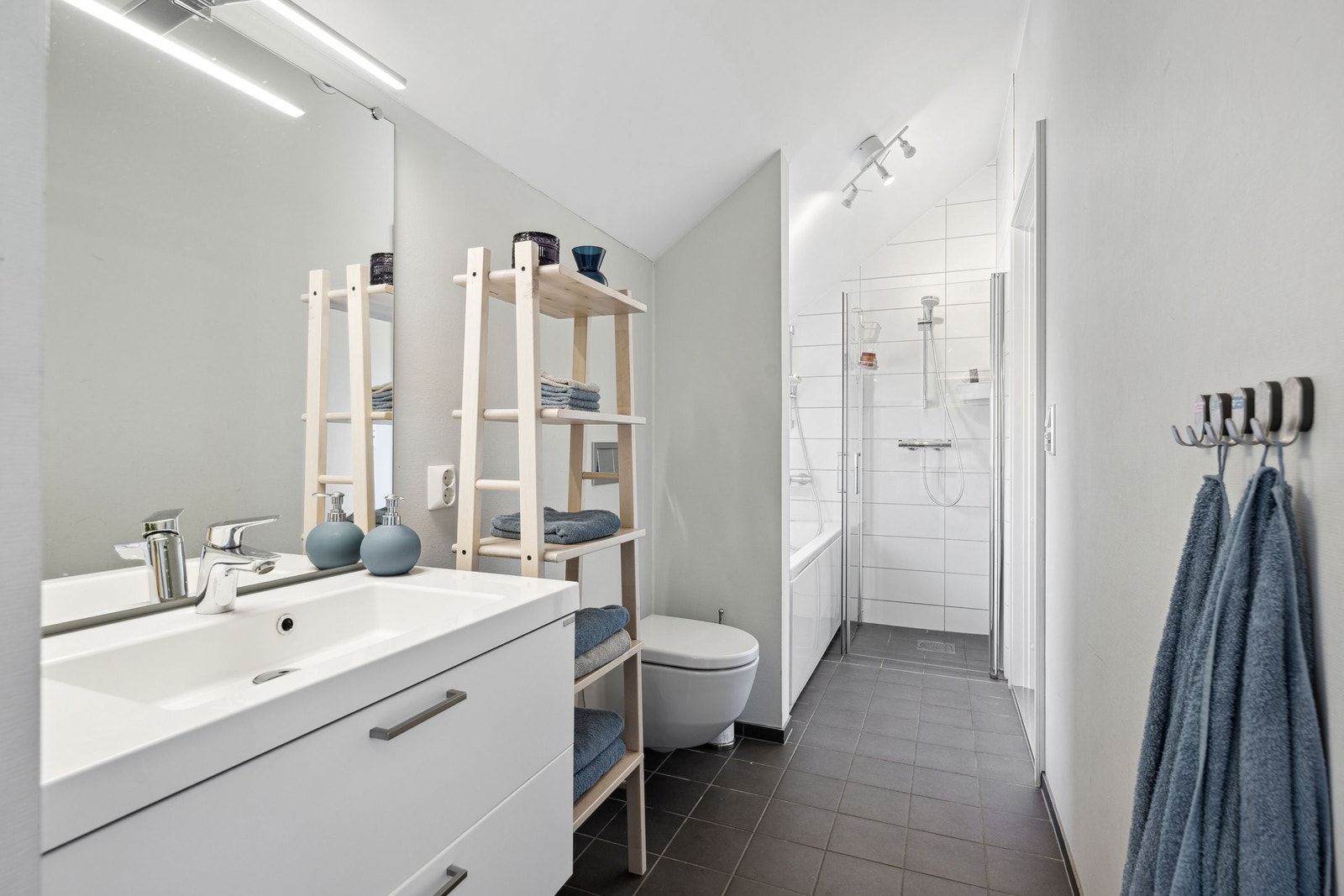 Bad 2.etg. Galleribilde