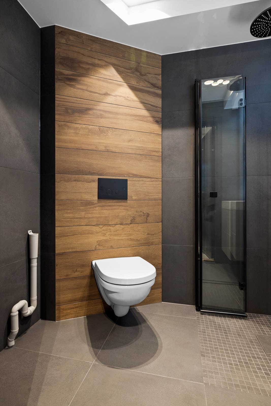 Det er opplegg til vaskemaskin i hybelbadet Galleribilde