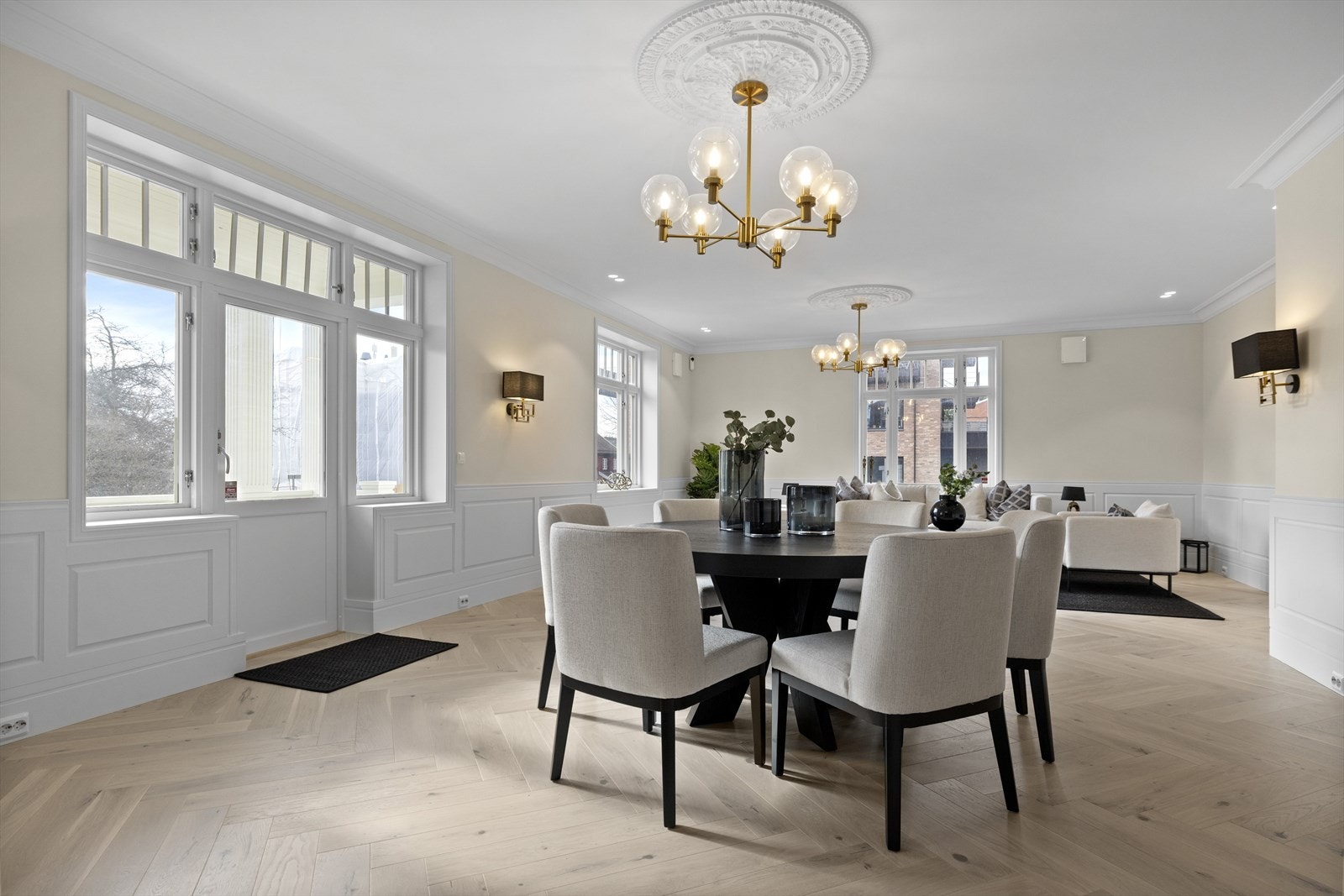 Velkommen til denne fantastisk lekre boligen, sentralt men samtidig stille i et hyggelig og ettertraktet strøk mellom Frøen, Borgen og Volvat Galleribilde