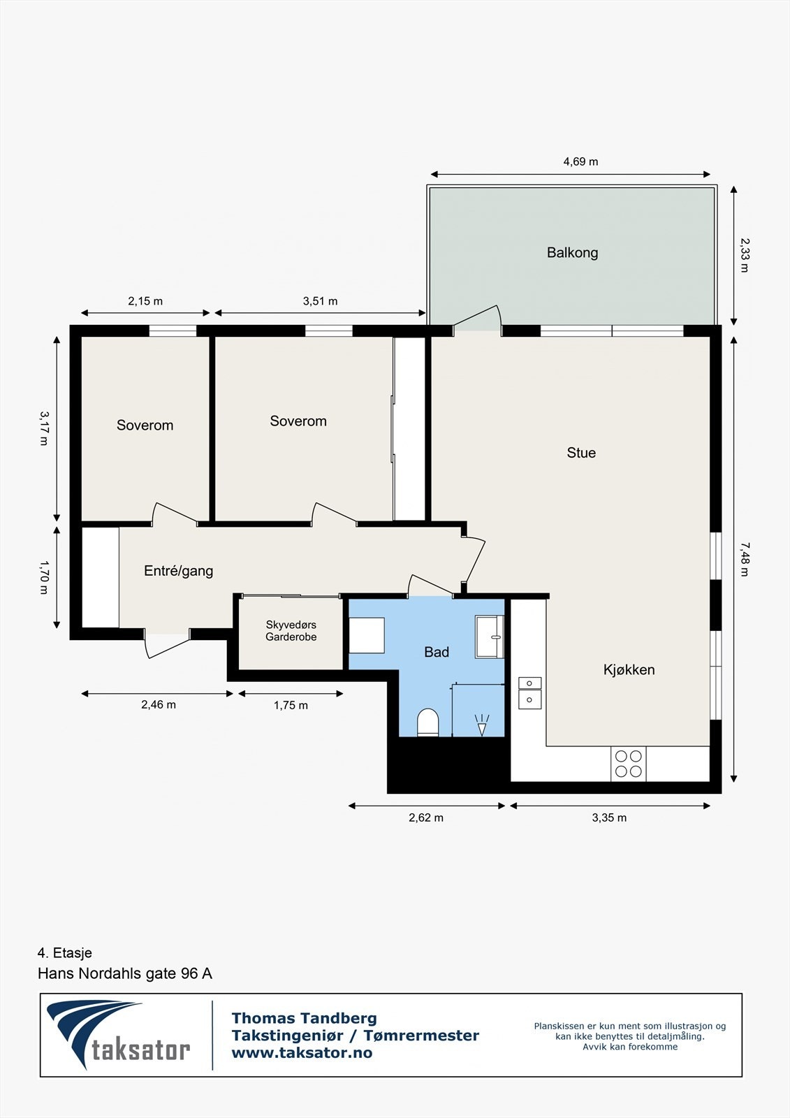 Leiligheten inneholder entré/gang med skyvedørsgarderobe, 2 soverom, bad og åpen stue/kjøkkenløsning med utgang til balkong. Galleribilde