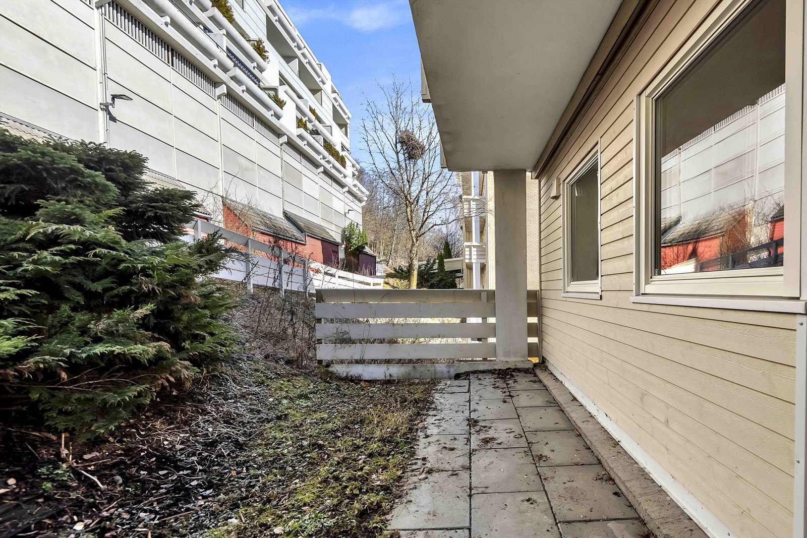 Uteplass med stort potensiale. Galleribilde