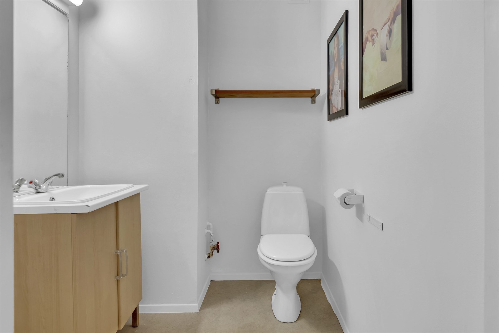 Separat toalettrom. Galleribilde