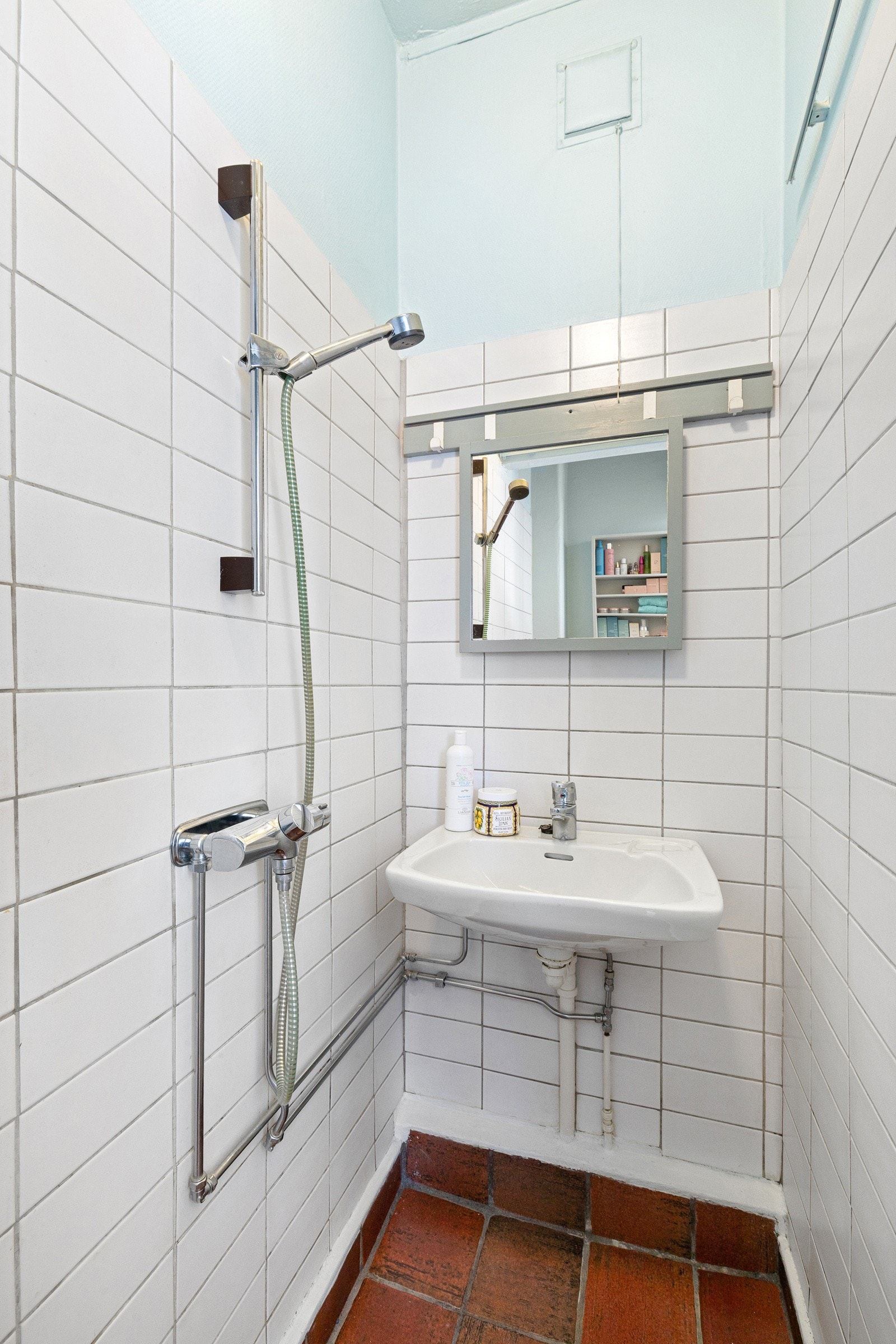 Bad med inngang fra soverom. Galleribilde