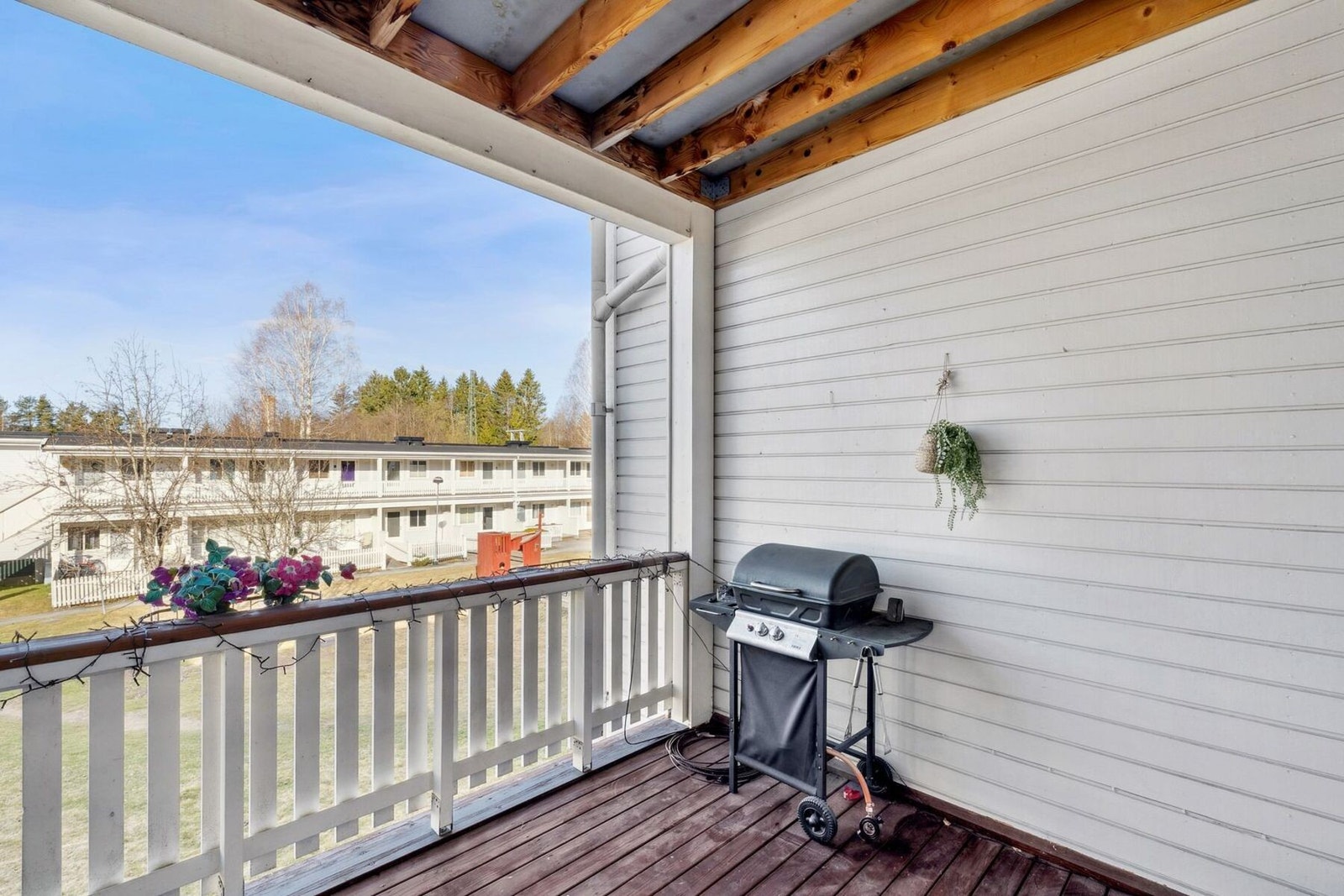 Perfekt balkong for rolige kaffepauser eller lange sommerkvelder. Galleribilde