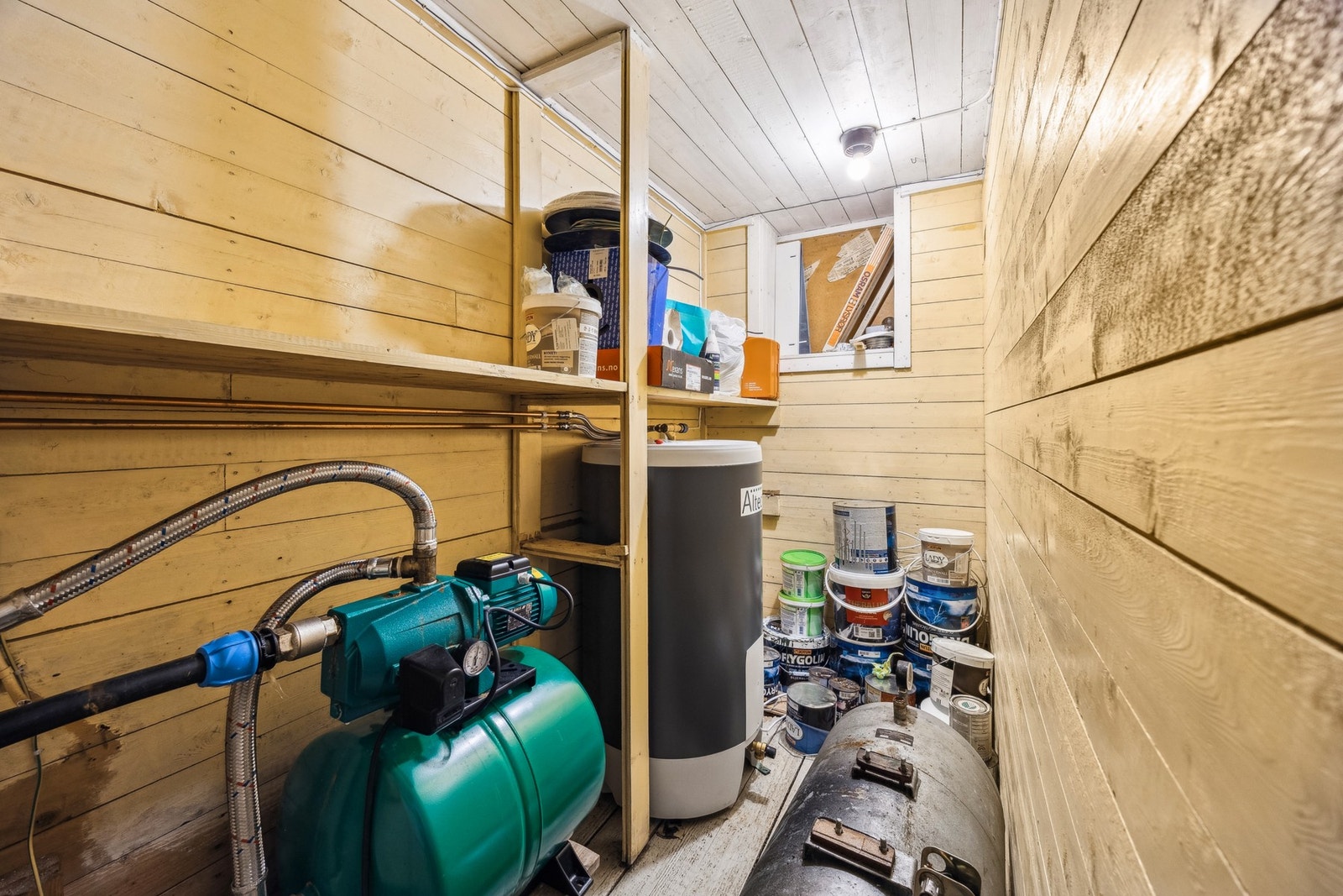 Bod i kjeller Galleribilde