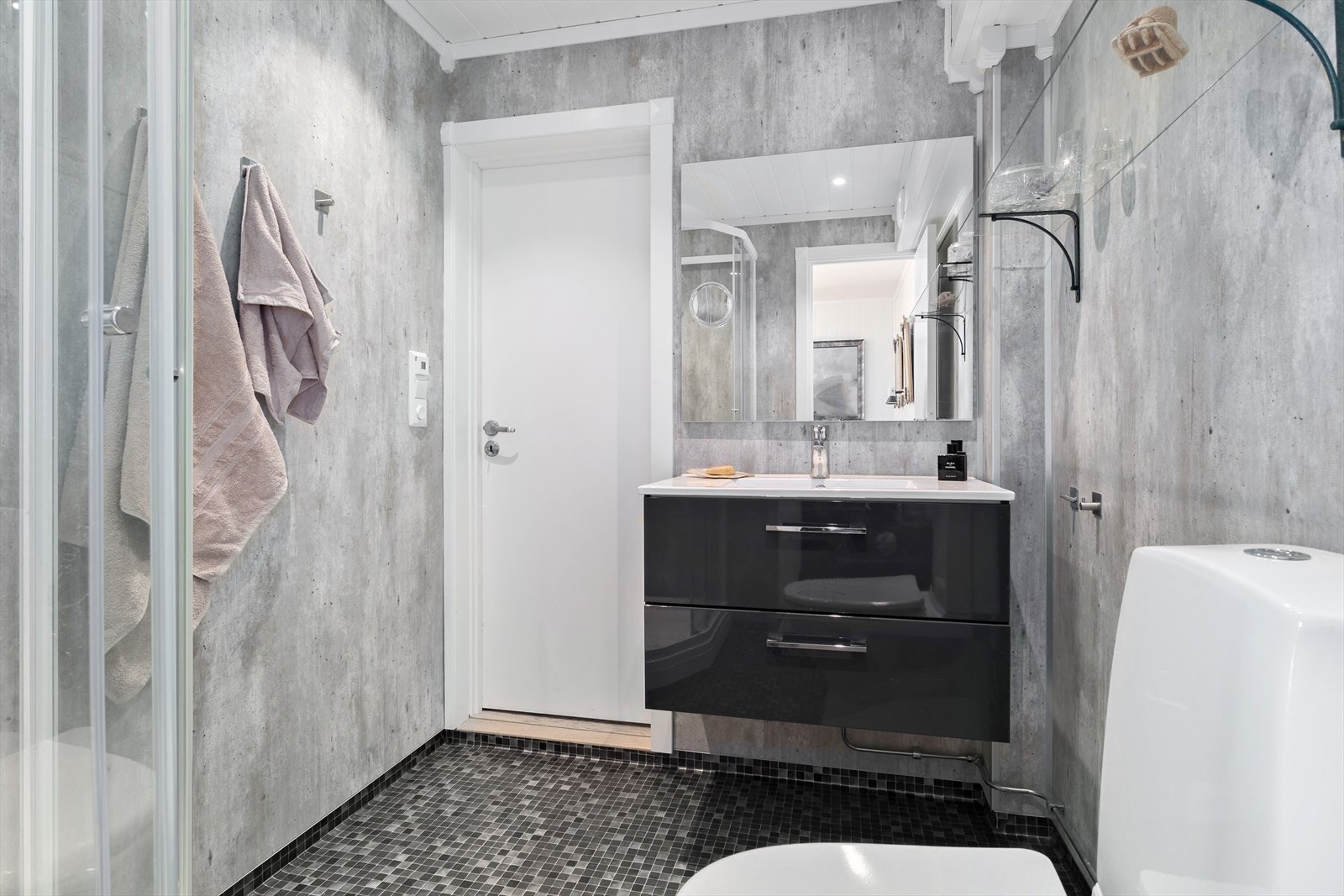 Badet i 1. etasje var nyoppusset i 2017. Galleribilde