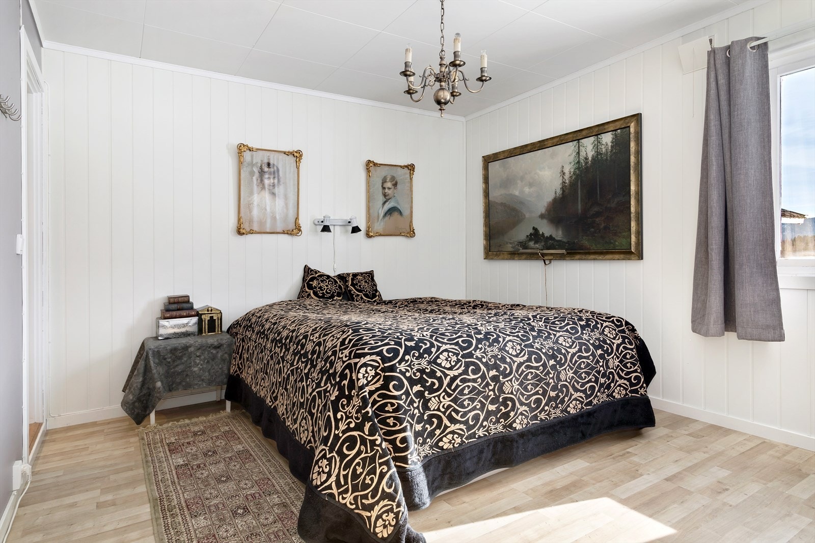 Boligen har 4 soverom av god størrelse. Galleribilde