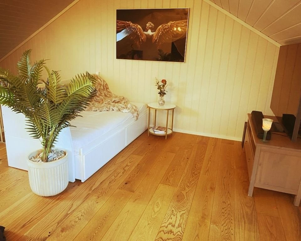 2. Etasje. Tv stue. Galleribilde