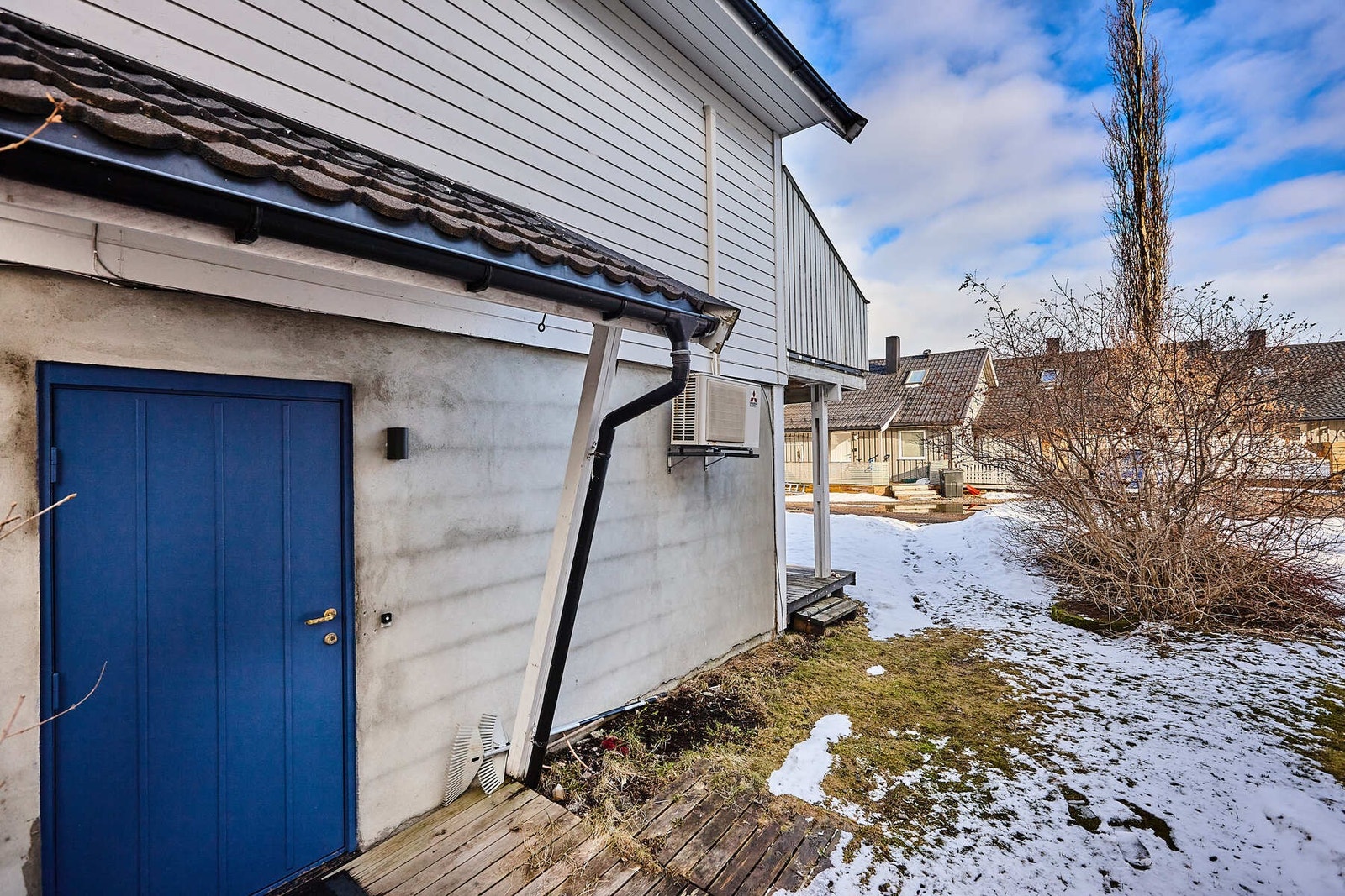 Separat inngang til utleiedel. Galleribilde