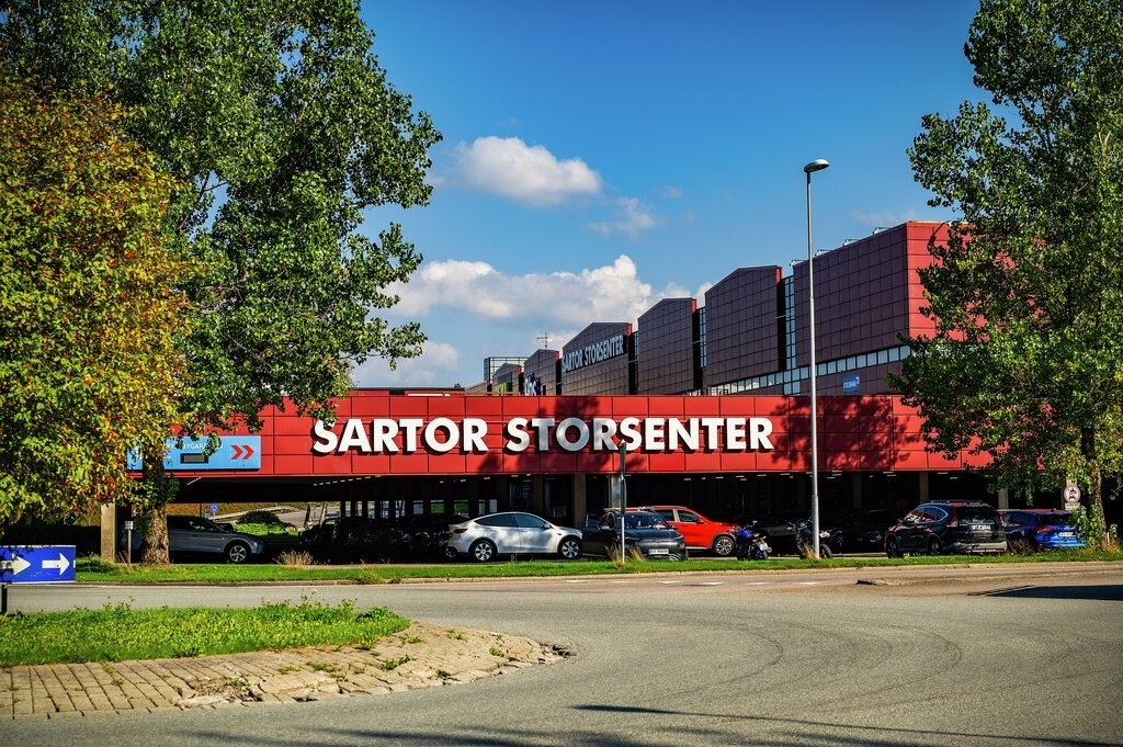 - Det er kun 2 minutters gange til Sartor Storsenter - Galleribilde