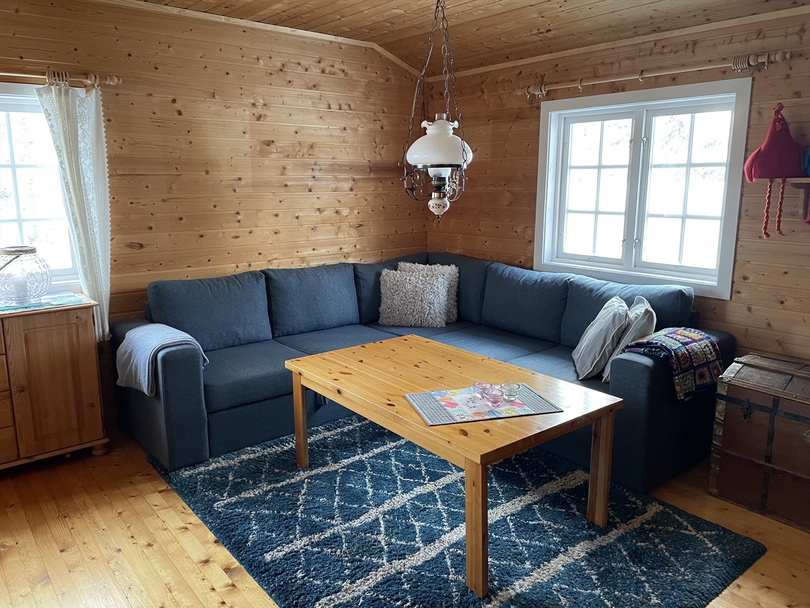 Romslig og fin stue Galleribilde