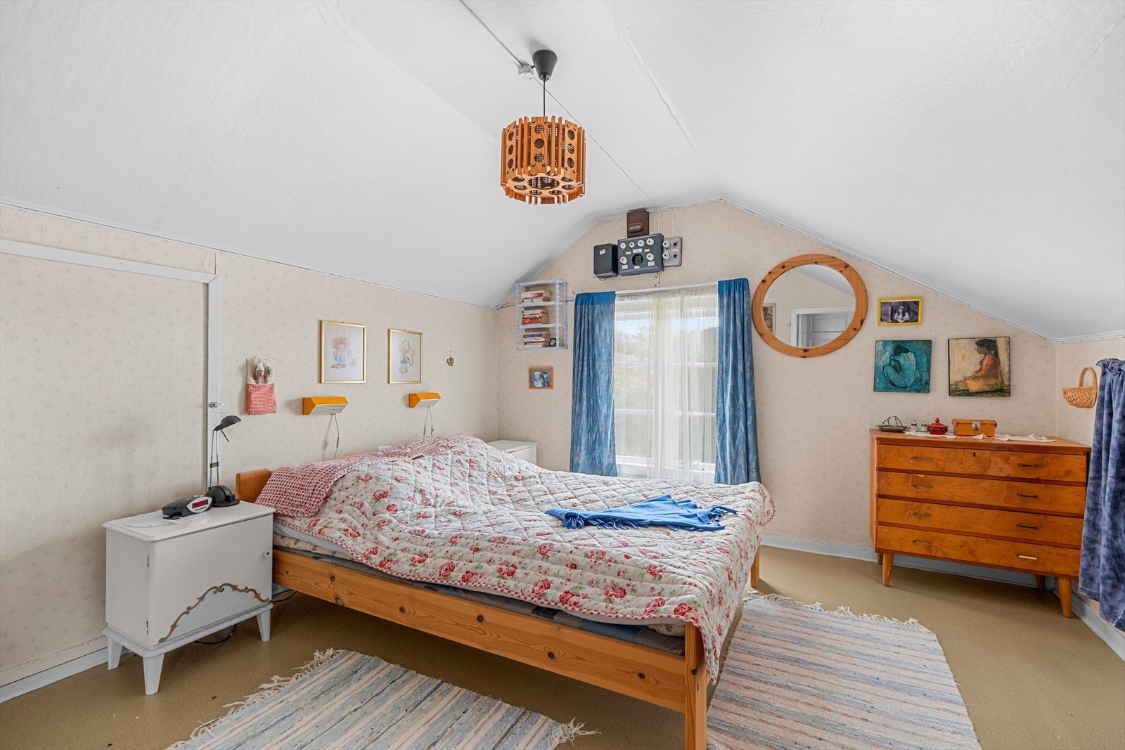 Det er 3 soverom av god størrelse i boligen Galleribilde