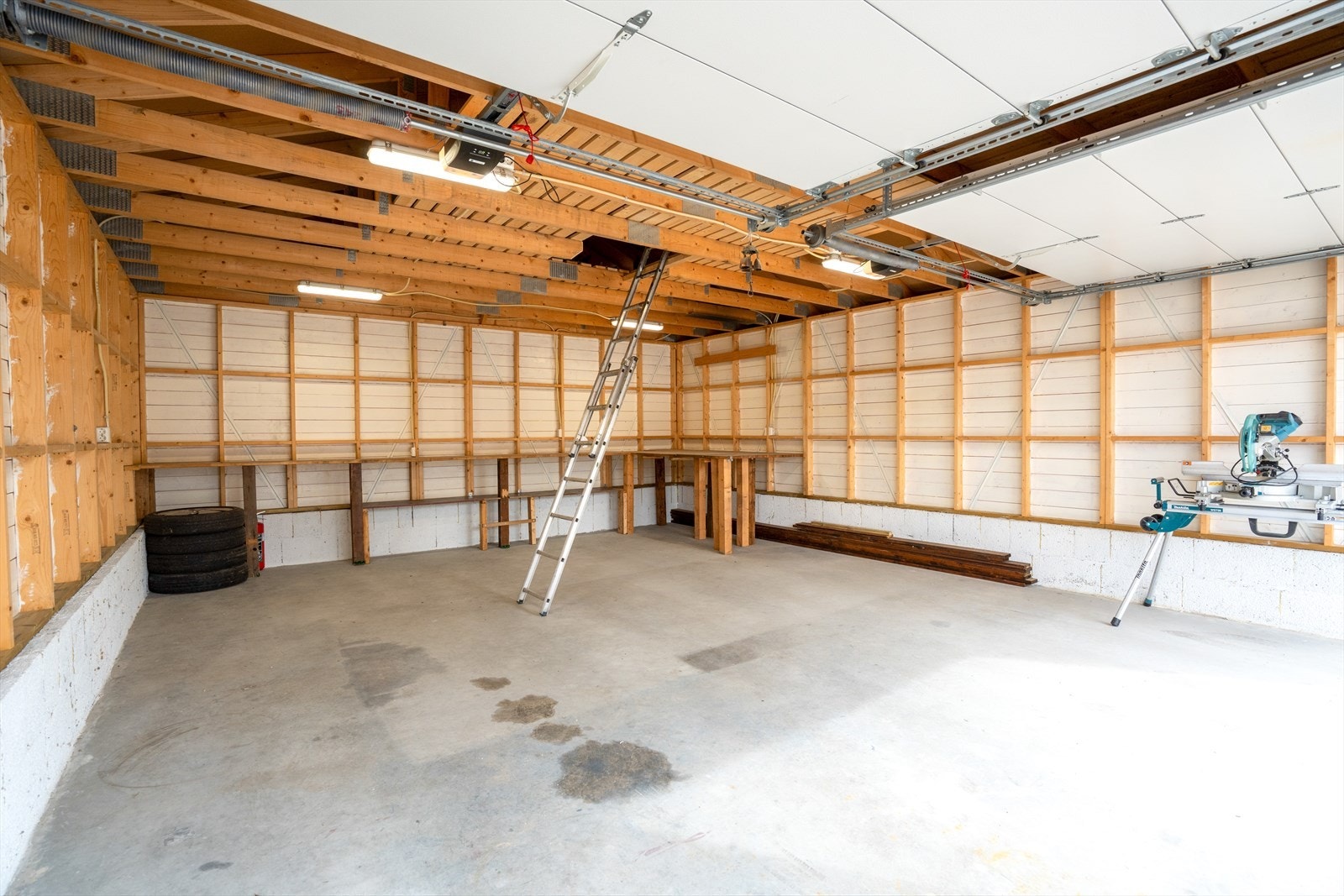 Her er det god plass til 2 biler! Galleribilde