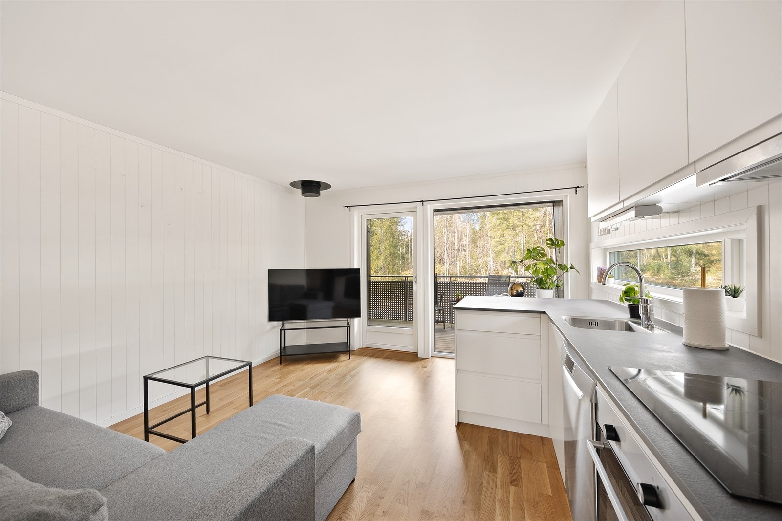 Stue/kjøkken. Galleribilde