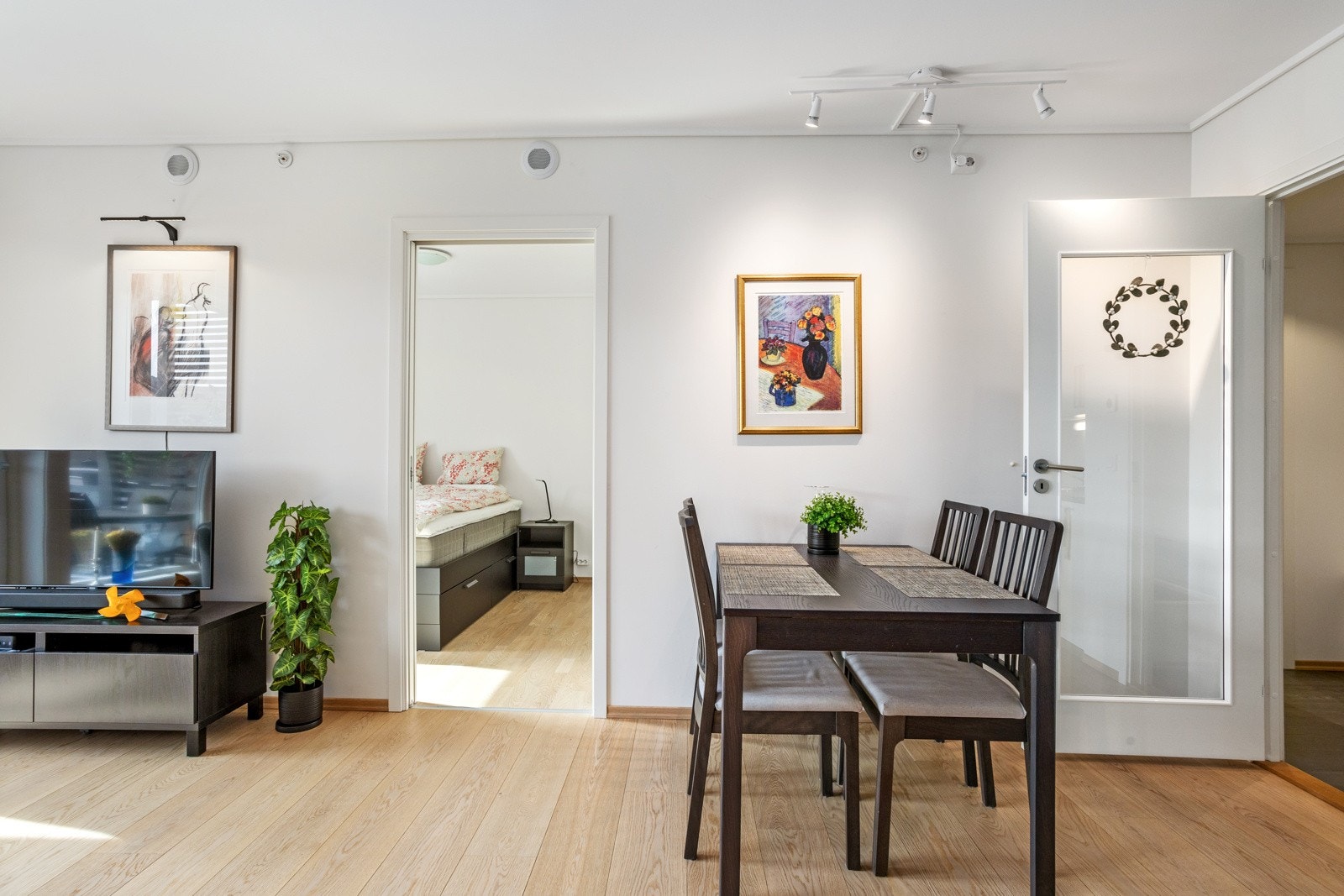 Moderne 2-roms leilighet i attraktive Pålsøya Park. Galleribilde