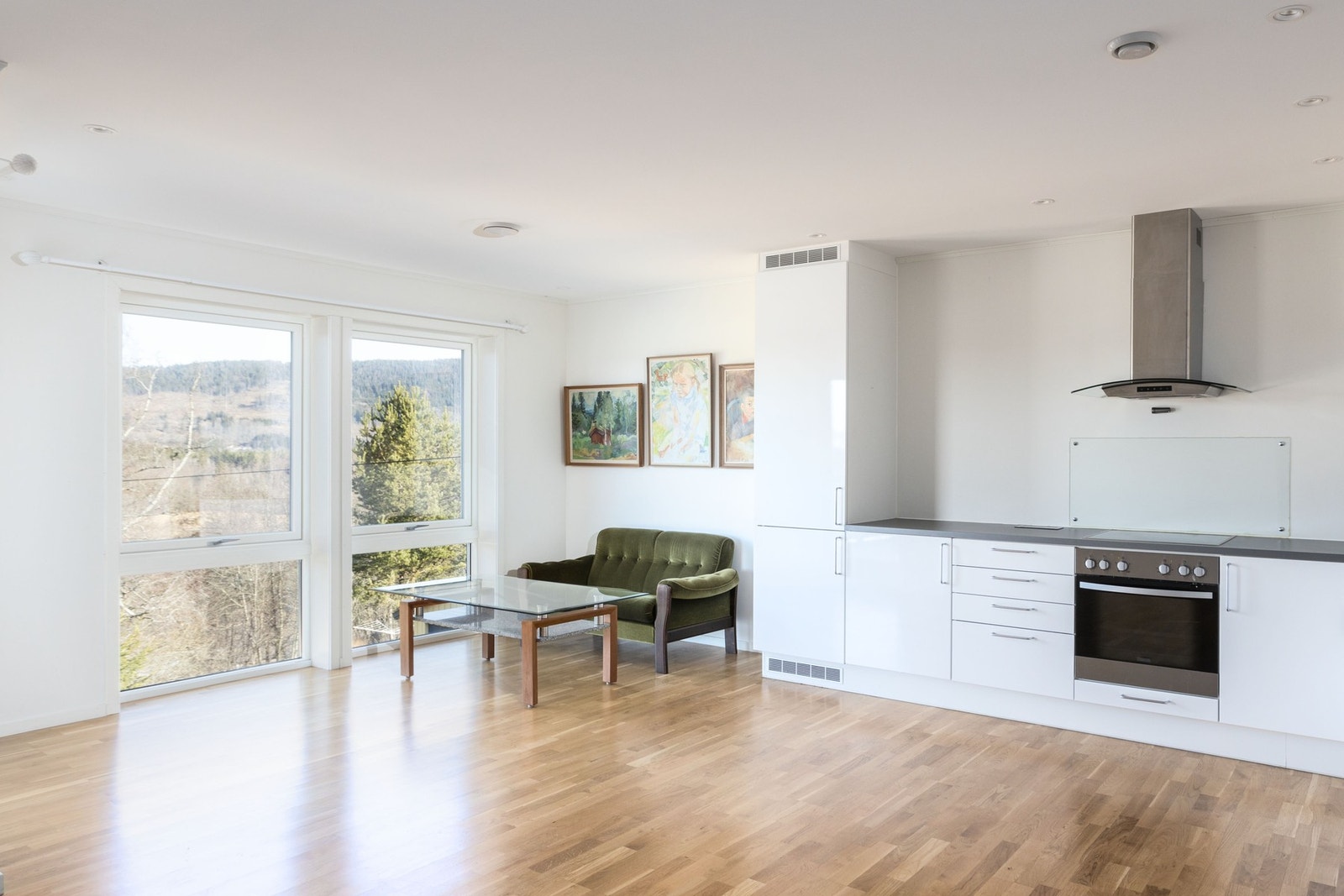 Leiligheten ble bygd i 2018 og holder en god standard Galleribilde