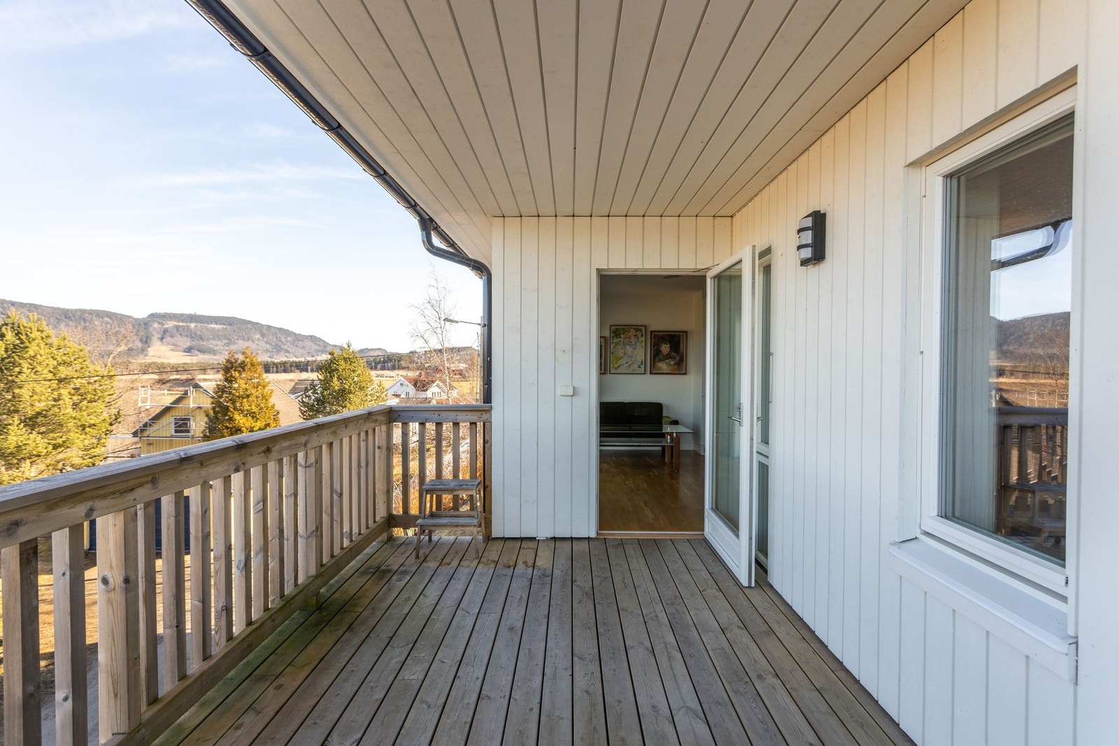 Altan - 12 kvm. God plass til utemøbler for koselige sommerdager! Galleribilde