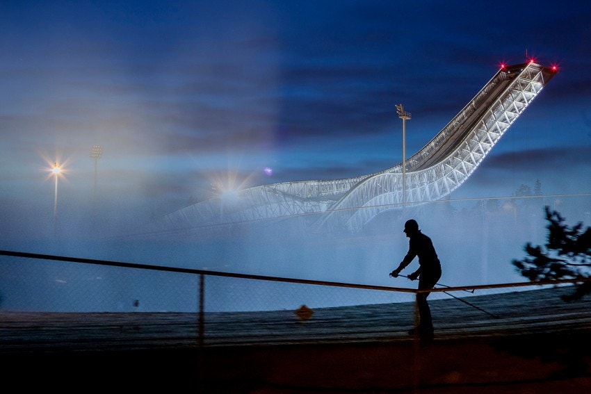 Eiendommens nære tilknyttning til marka og Holmenkollen Nasjonalanlegg, gjør terskelen lav for flotte turopplevelser sommer som vinter. Galleribilde