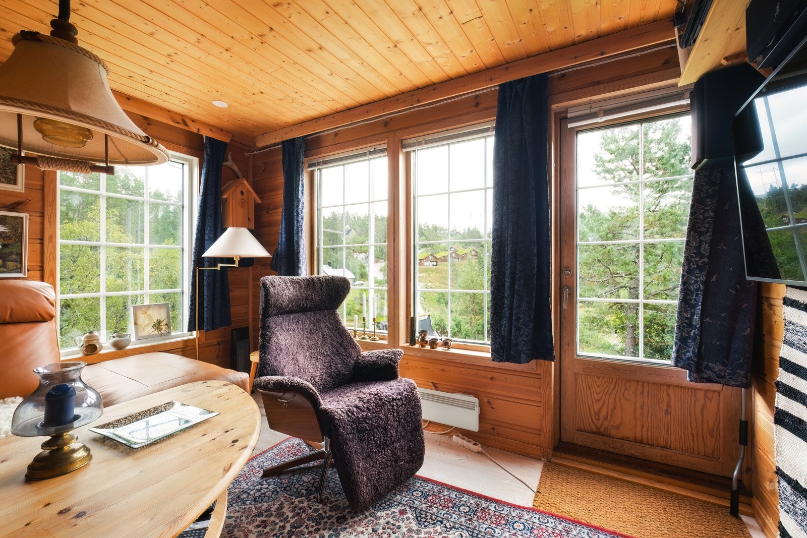 Fra stuen er det direkte adkomst til boligens herlige terrasse. Galleribilde