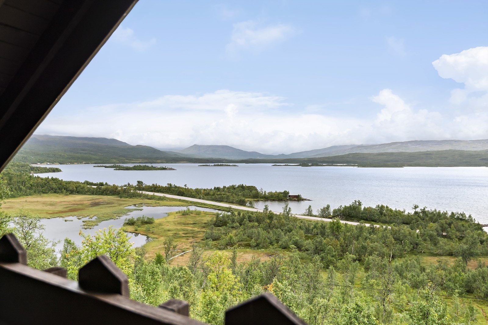 Utsikten er det ingenting å utsette på. Galleribilde