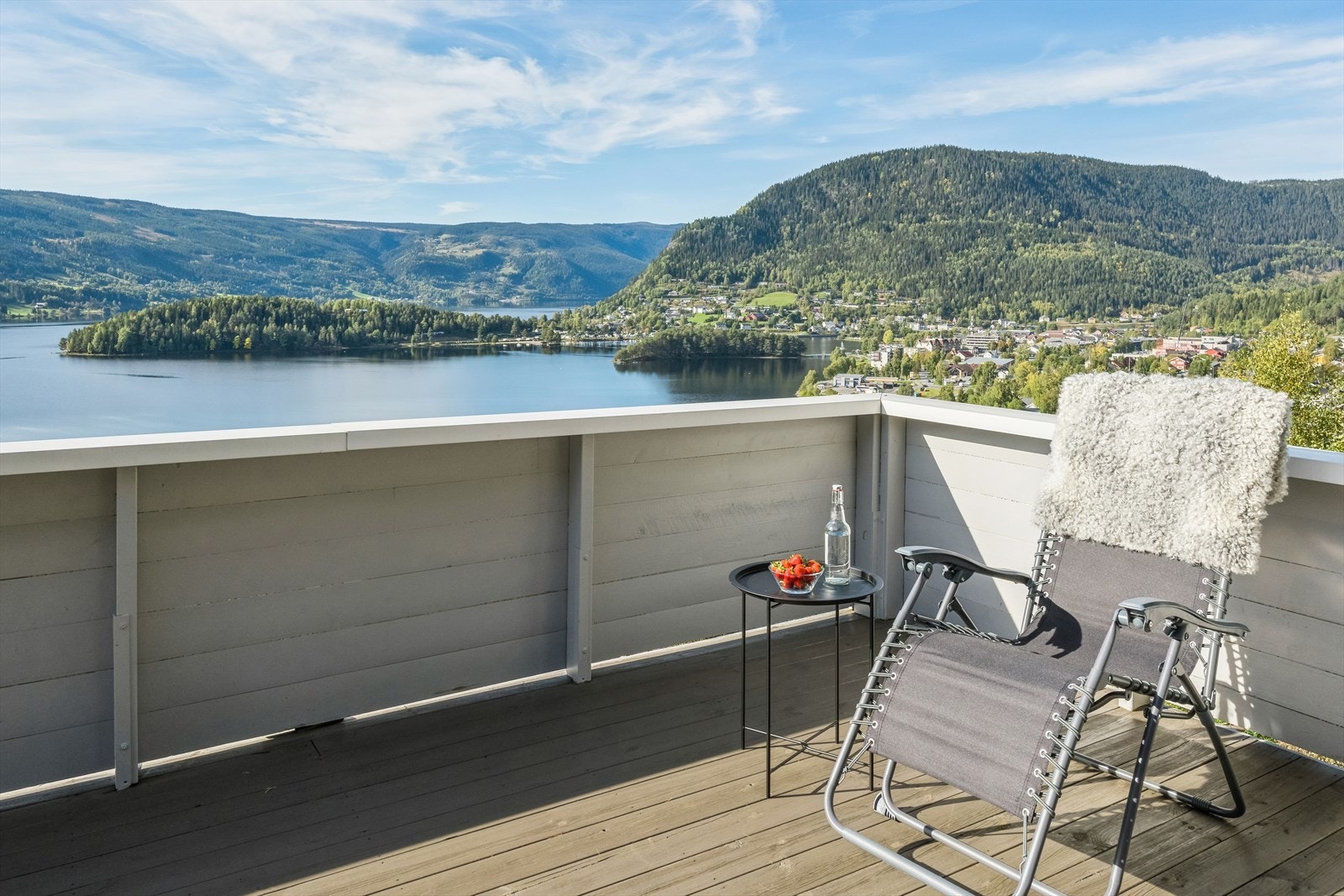 Her kan en virkelig nyte gode sommerdager i rolige og idylliske omgivelser! Galleribilde
