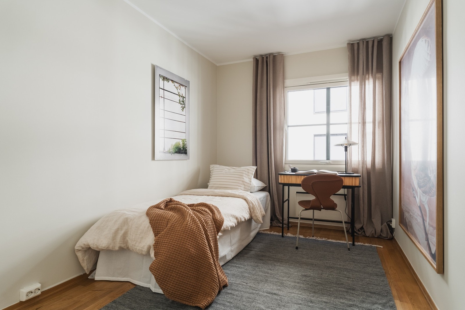 Med tre gode soverom får dere et fleksibelt hjem med mange muligheter. Galleribilde