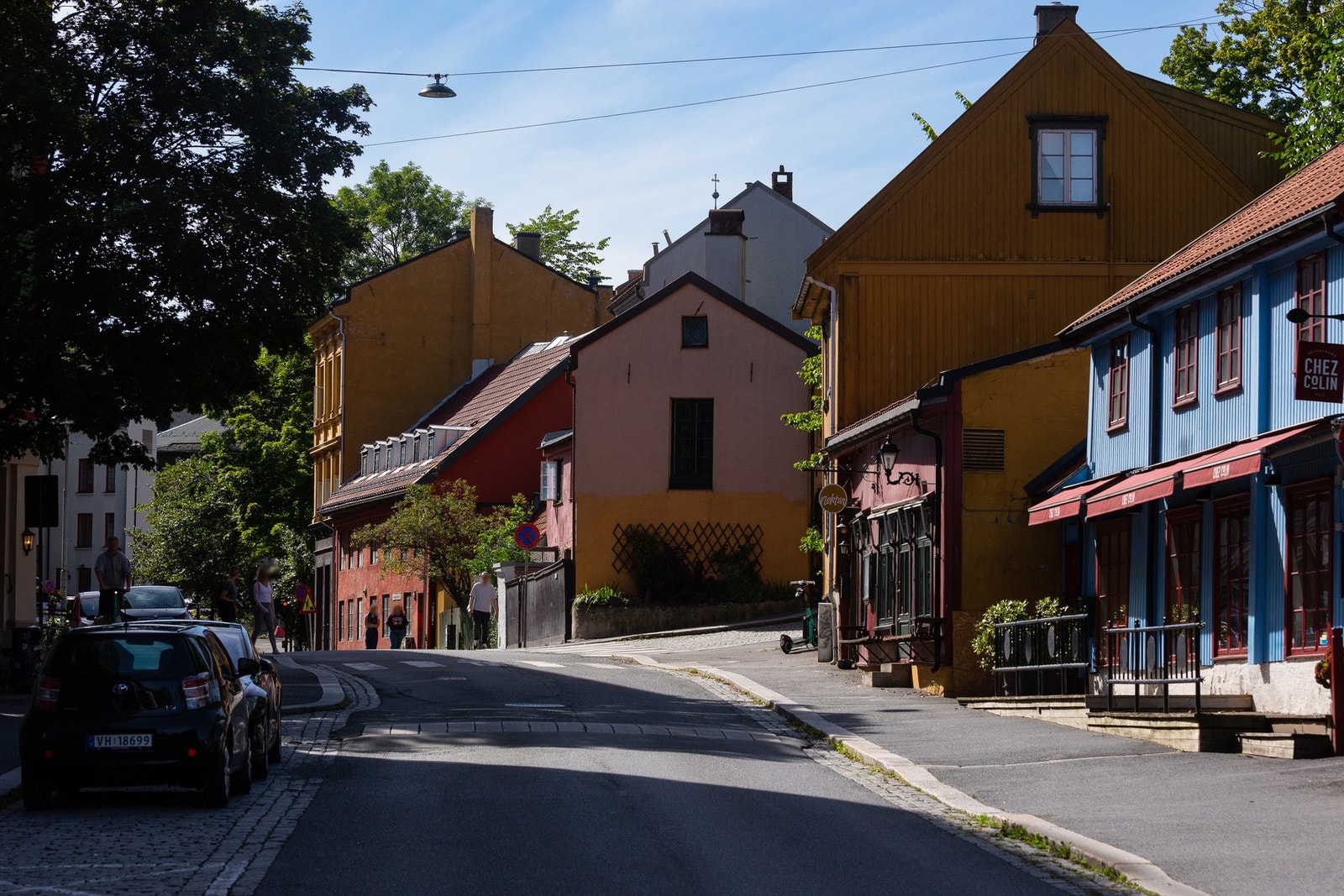 Her får du det beste av to verdener - et rolig og stemningsfullt boligområde der bygårder og vakker, eldre trehusbebyggelse går hånd i hånd. Populære Nektar vinbar og Chez Colin restaurant er nærmeste naboer. Galleribilde