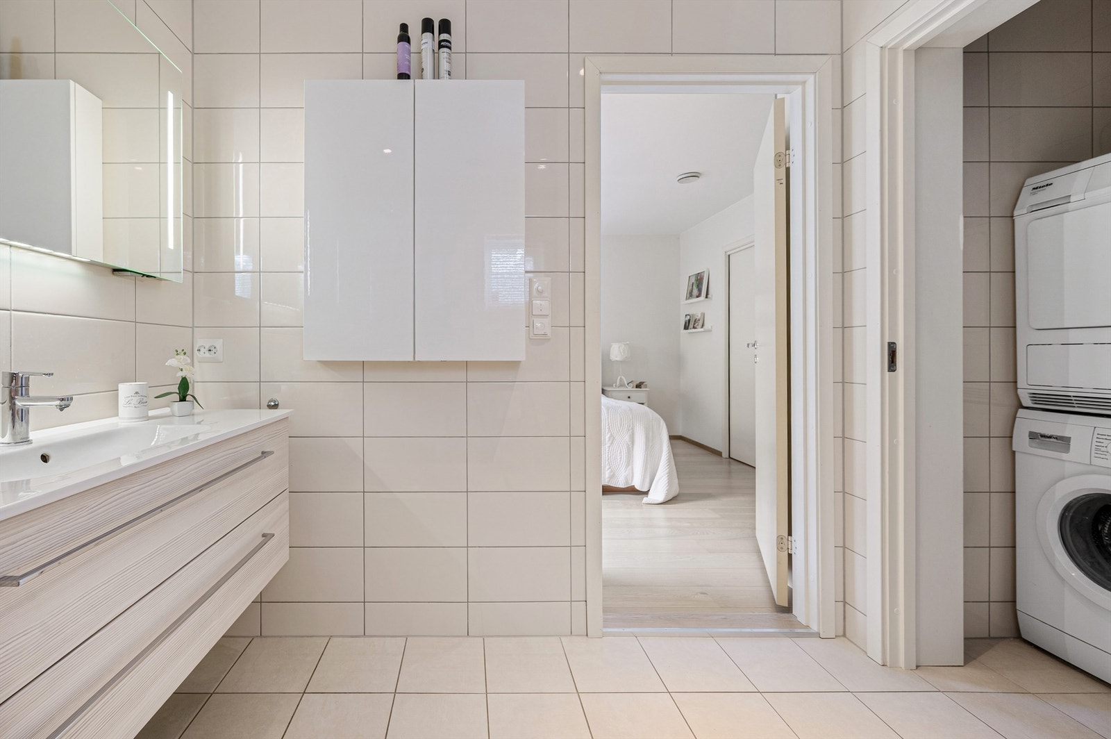 Badet har adskilt vaskeromsdel Galleribilde