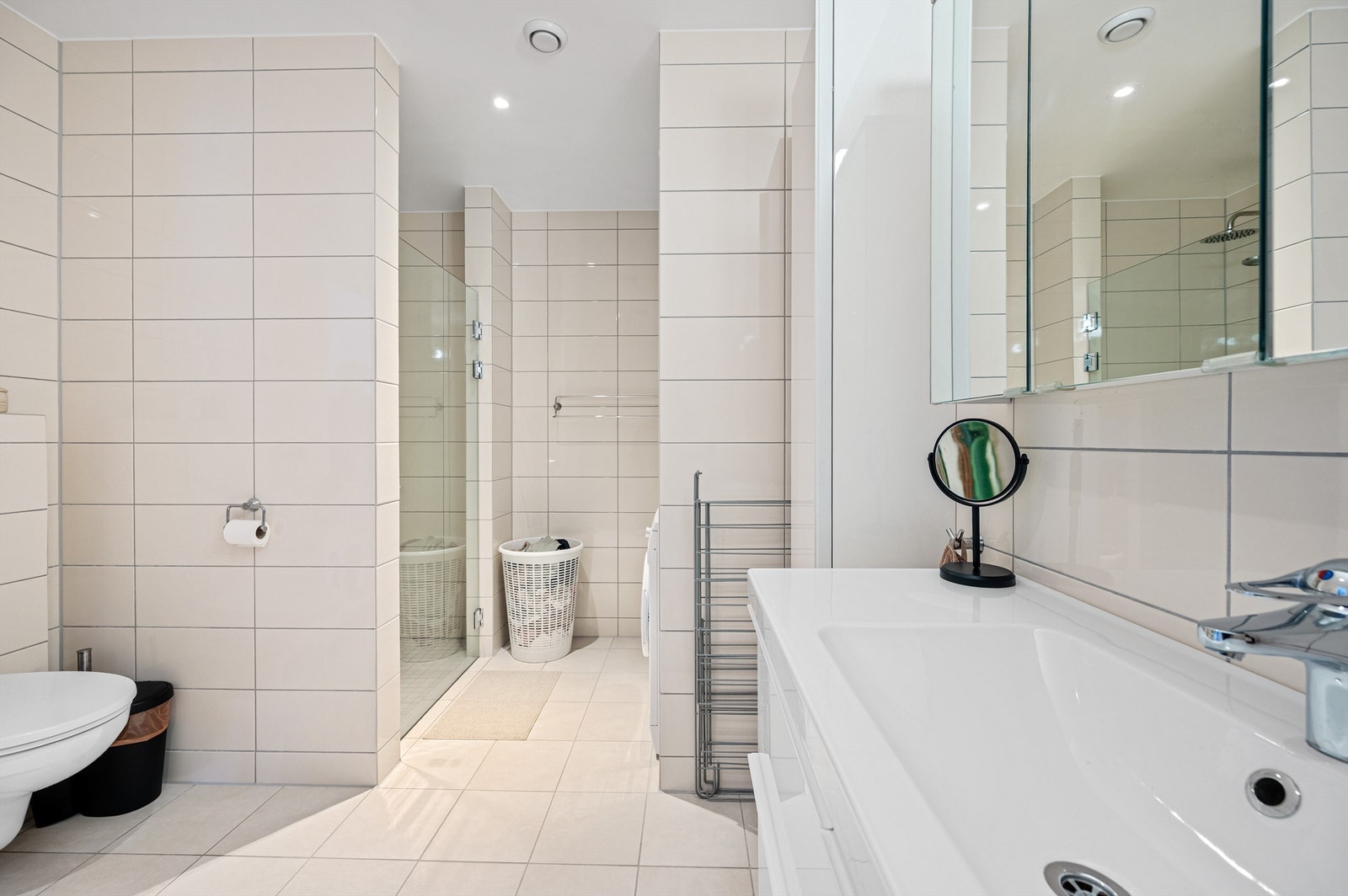 Badet i utleieleiligheten Galleribilde