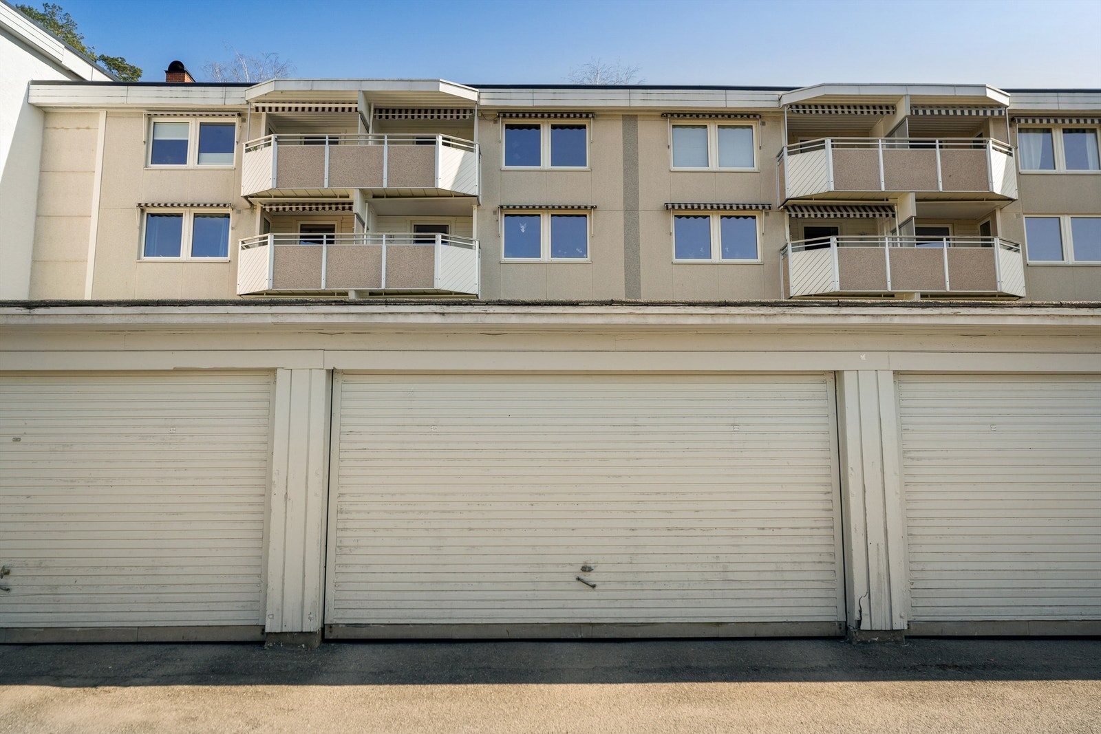 1 garasjeplass (nr 32) medfølger leiligheten Galleribilde