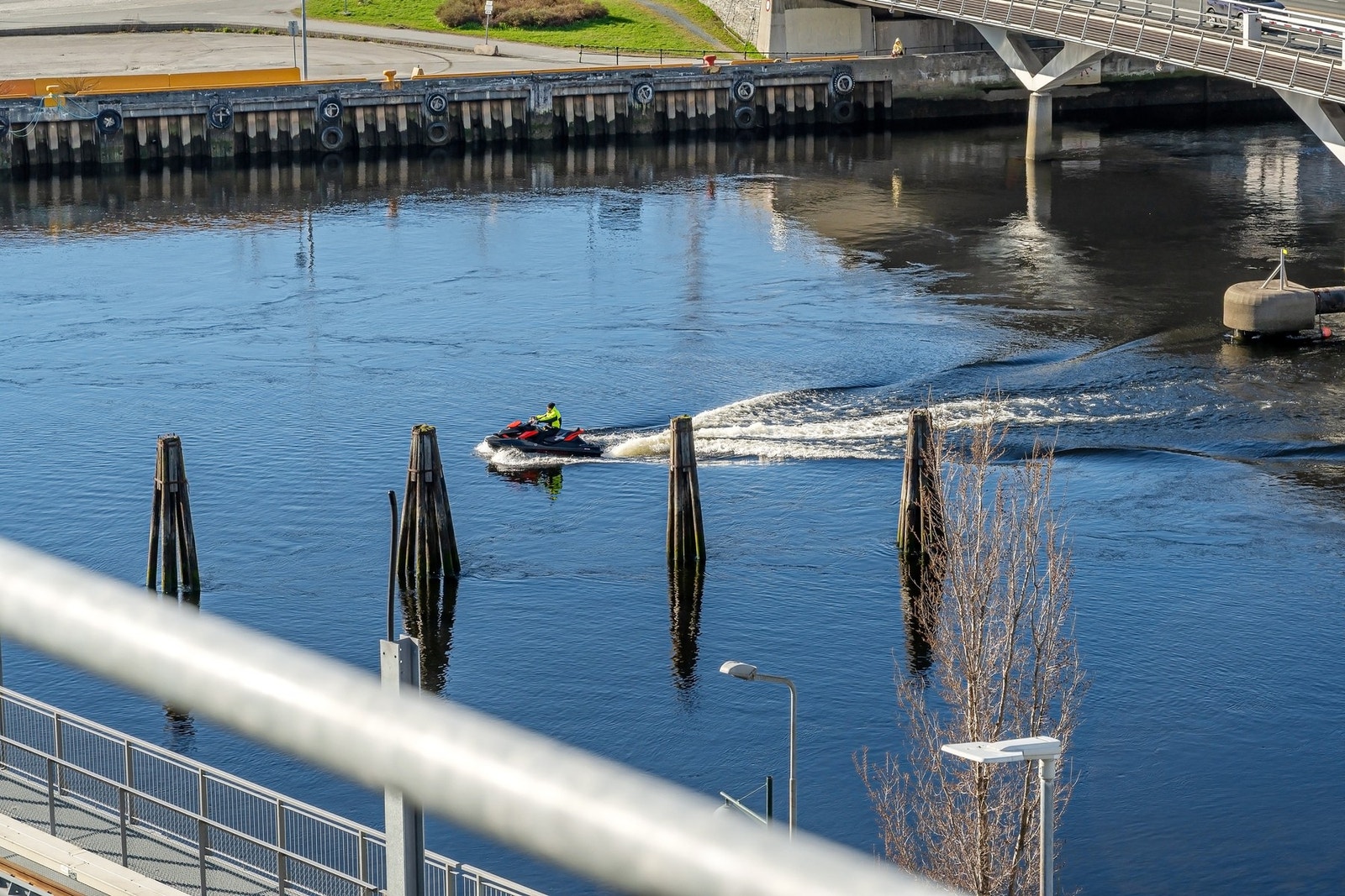 Solsiden byr på et bredt spekter av kvaliteter og muligheter, samtidig som beliggenheten er utrolig sentral og gir enkel tilgang til alt byen har å tilby. Galleribilde