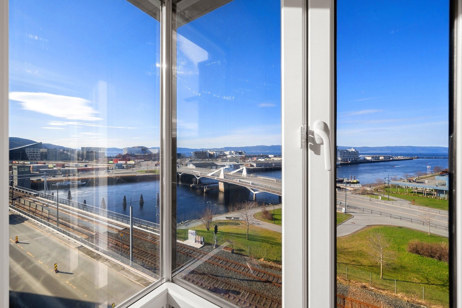 Beliggenheten er upåklagelig, både innad i bygget og gata. Galleribilde