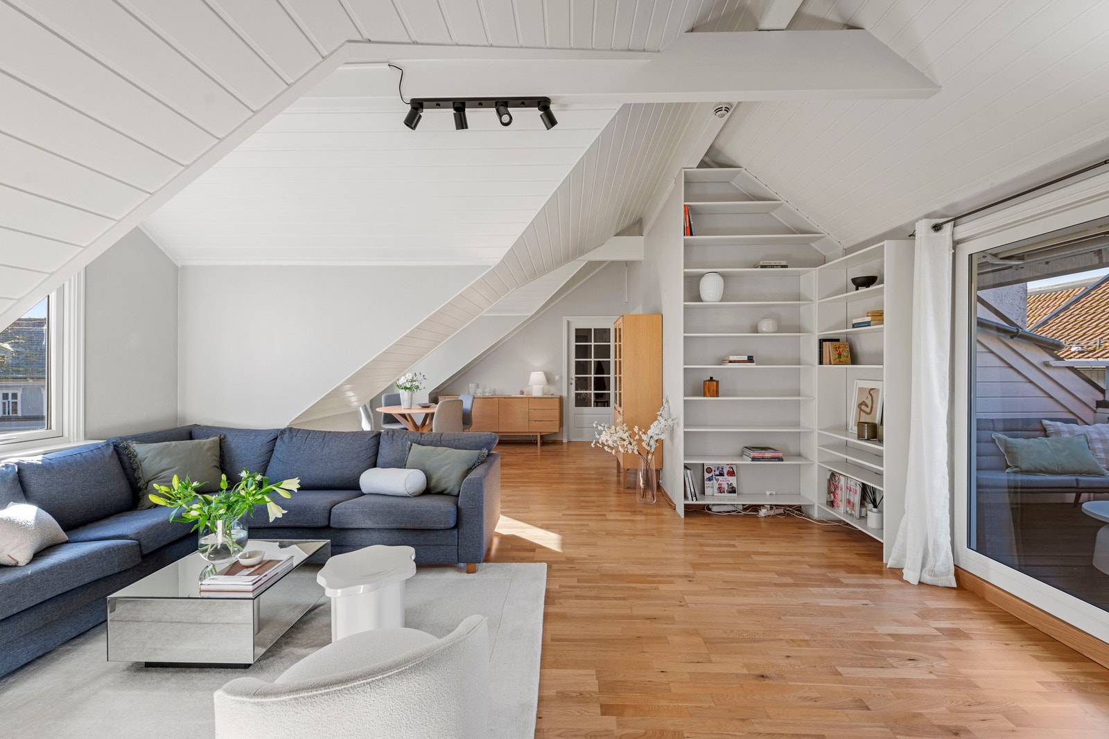 Velkommen til Grev Wedels gate 6 B v/Erlend Løvold. Foto: Sindre Lundvold Galleribilde