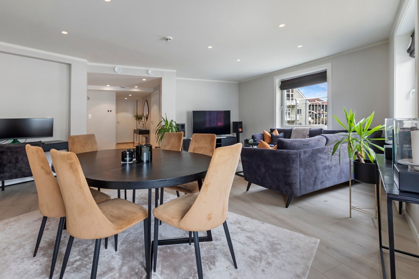 Åpen løsning mot stue Galleribilde