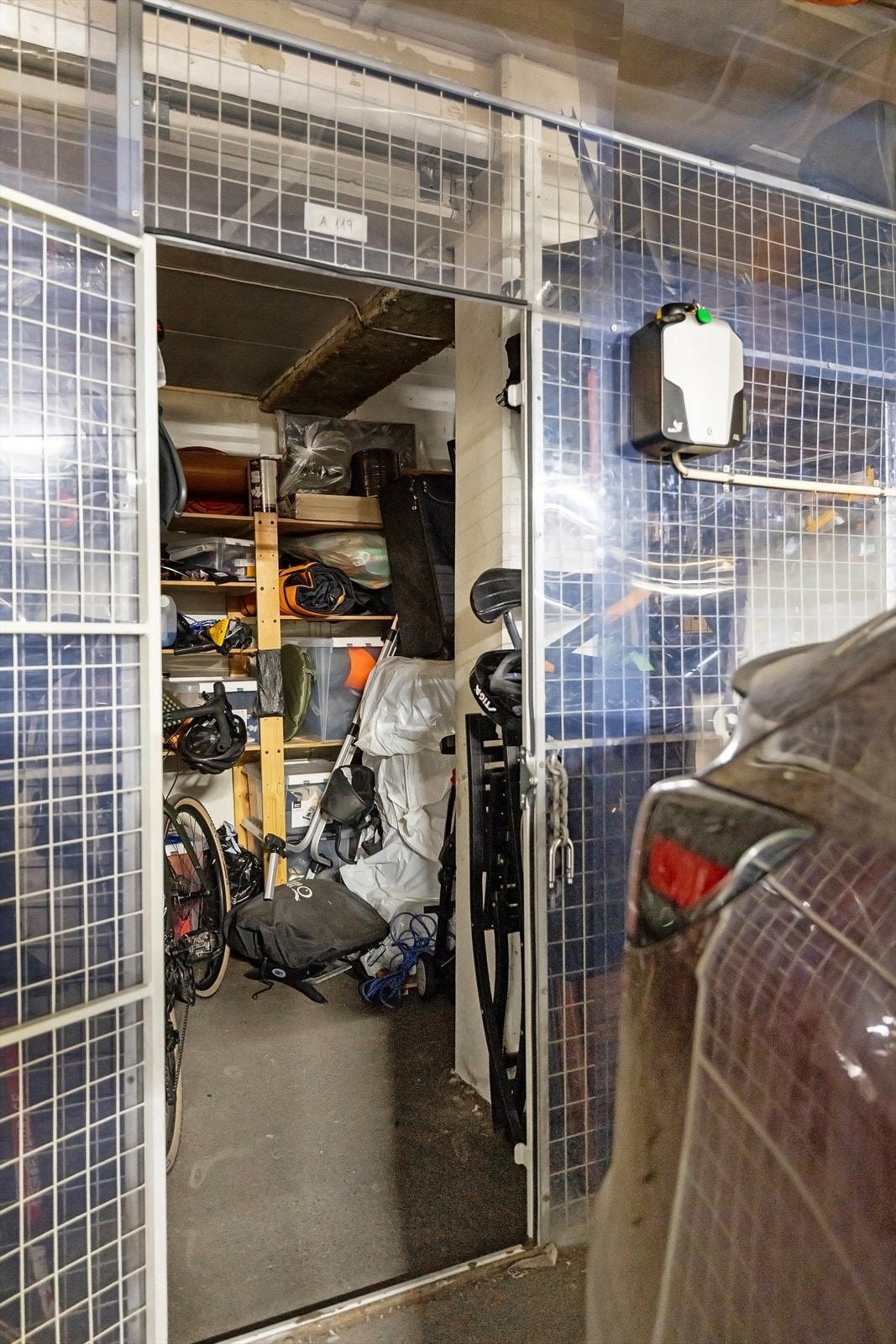 Bod rett bak garasjeplassen på ca. 7 kvm. Galleribilde