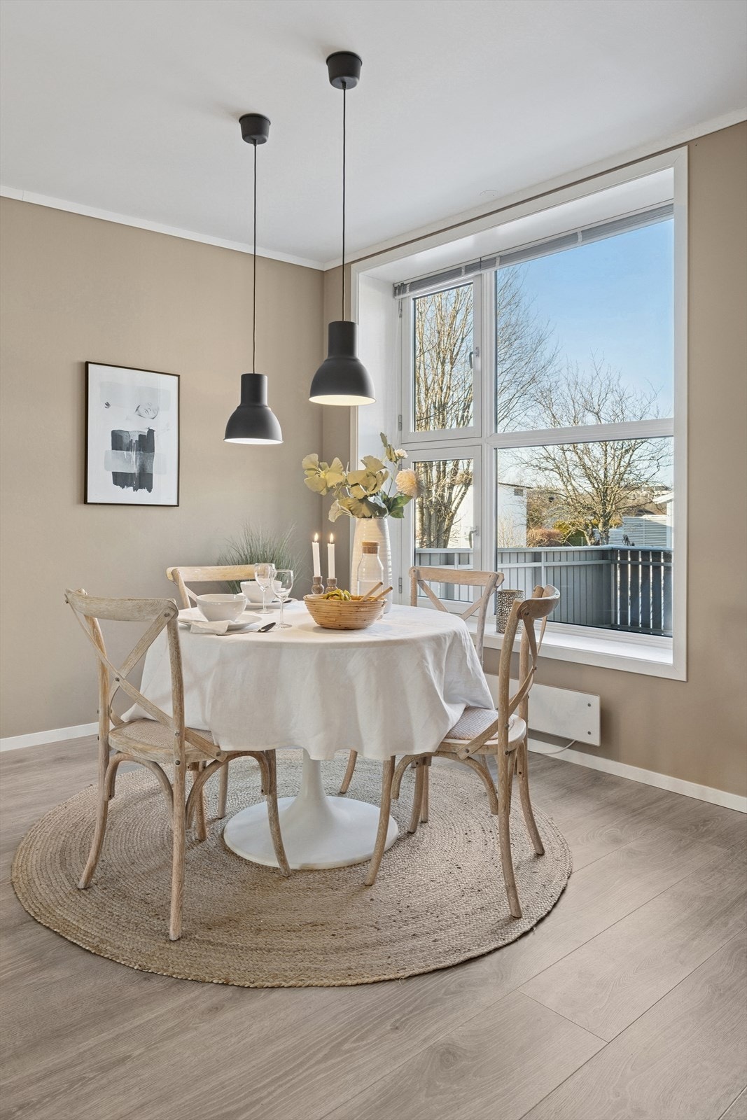 Her inviteres det til en rolig kopp med morgenkaffe - Eller en rask matbit til folk på farten. Galleribilde