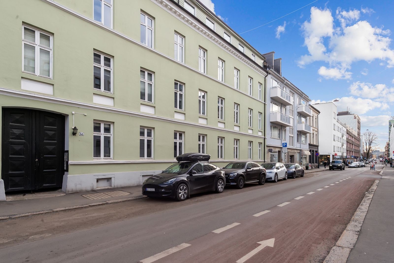 Fasade - leiligheten er ledig omgående Galleribilde