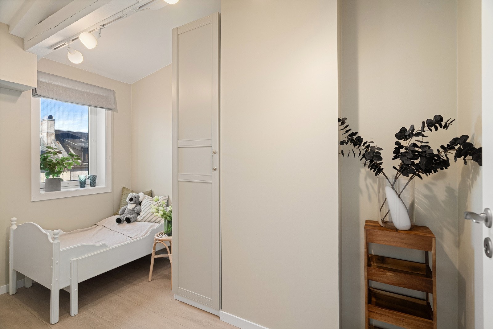 Ekstra rom som kan benyttes som kontor eller barnerom Galleribilde