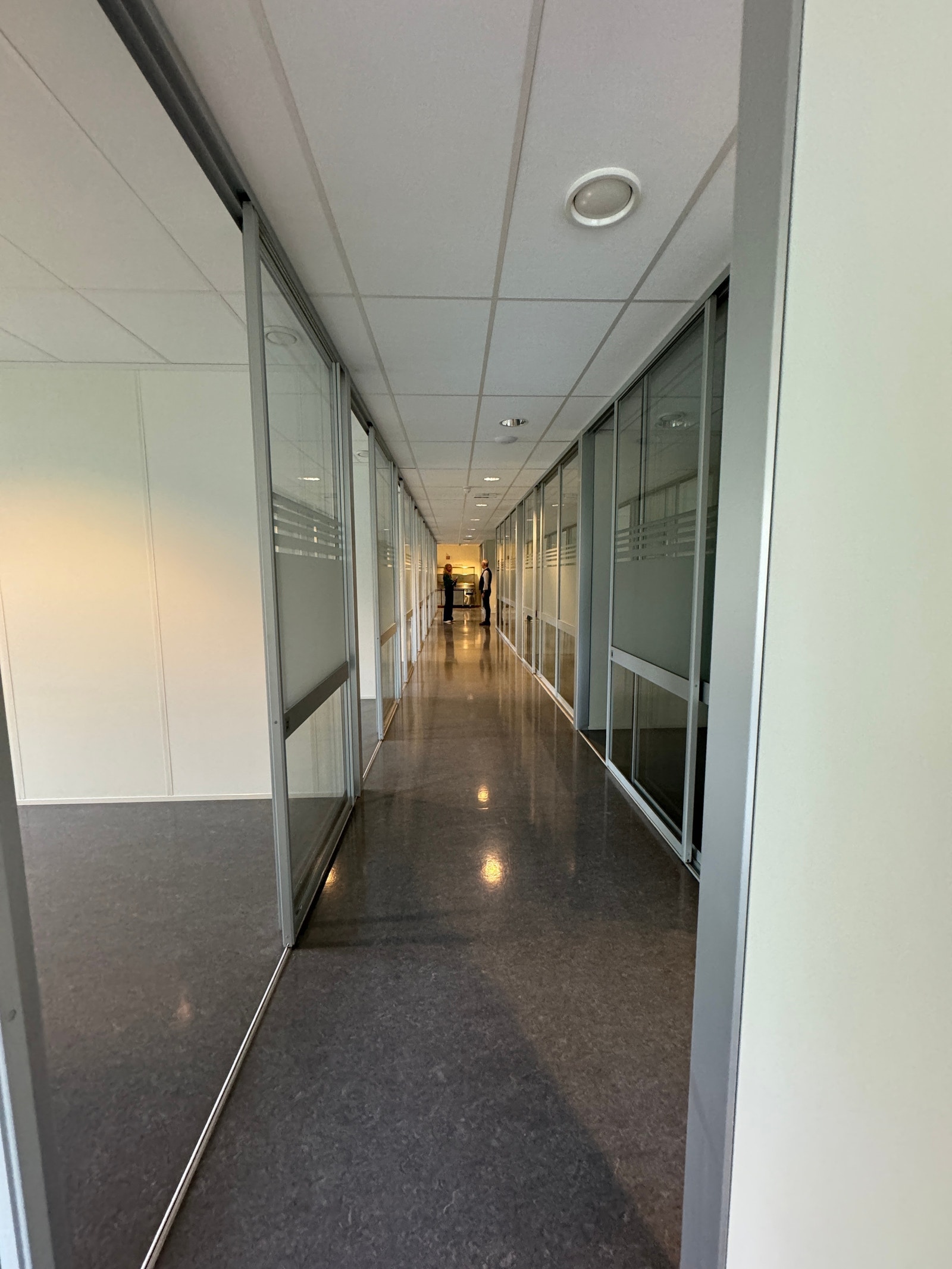 Cellekontorer og møterom i 2.etasje Galleribilde
