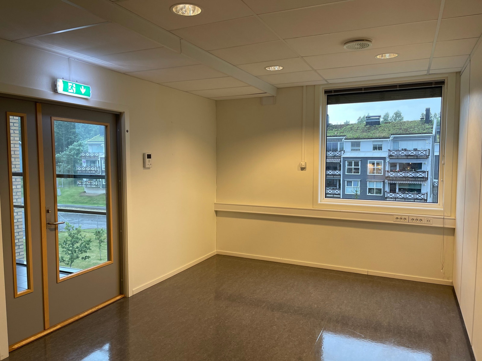 Næringslokaler 225 m2, 3.etasje.
Ledig fra 01.09.2025 Galleribilde