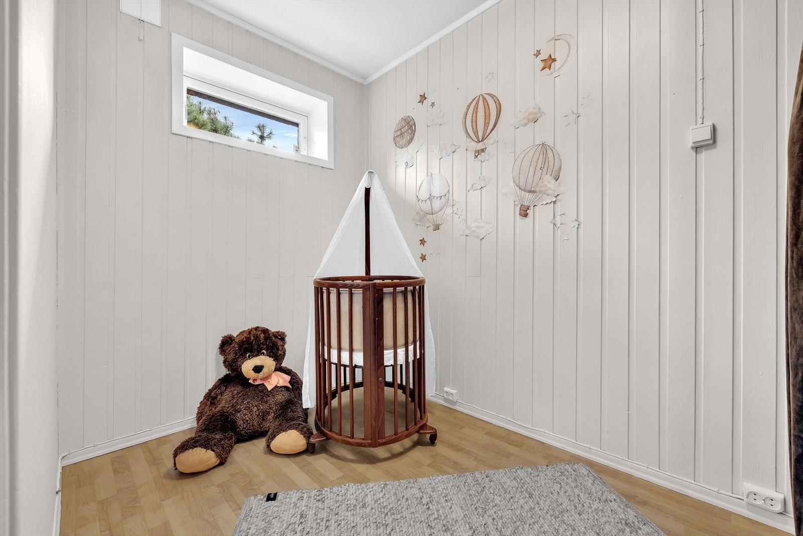 Disp.rom/kontor eller omkledningsrom. Galleribilde