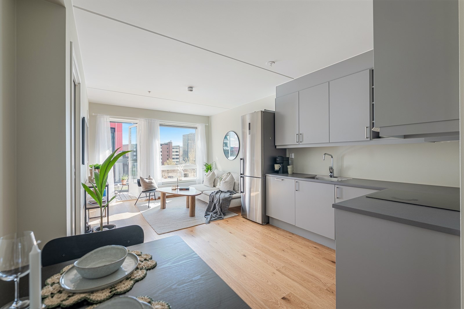 Dette er en lys og praktisk 2-roms med en funksjonabel planløsning. Galleribilde