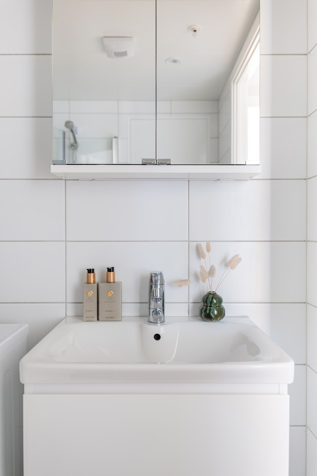 Her er varmtvann a-konto inkludert i felleskostnadene. Galleribilde