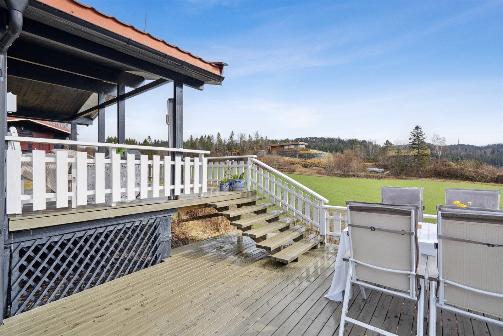 Terrassen er på totalt 39 kvm. Galleribilde